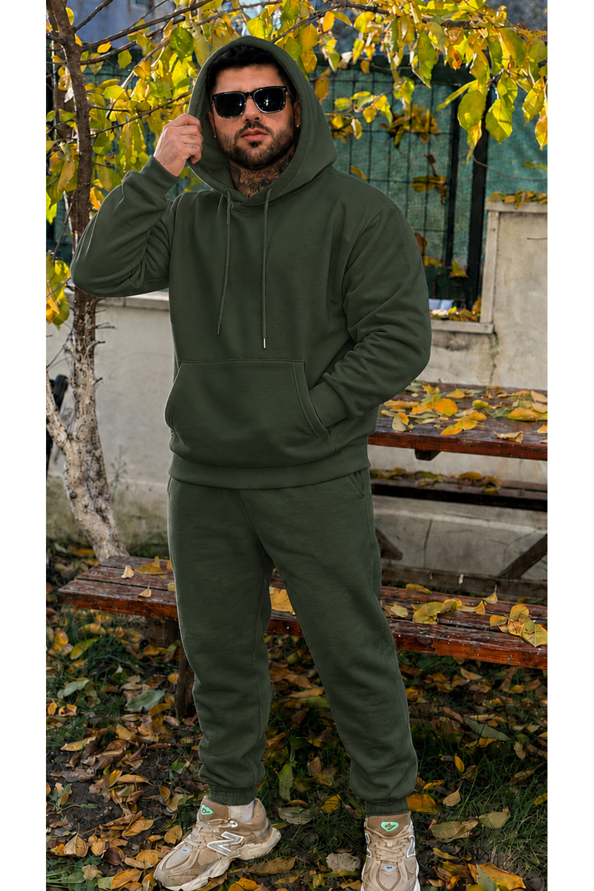 Erkek Kapşonlu 3 İplik Şardonlu Salaş Bol Hoodie Eşofman Takımı — خاکی Mstf6027-1 — تصویر 4 از 4