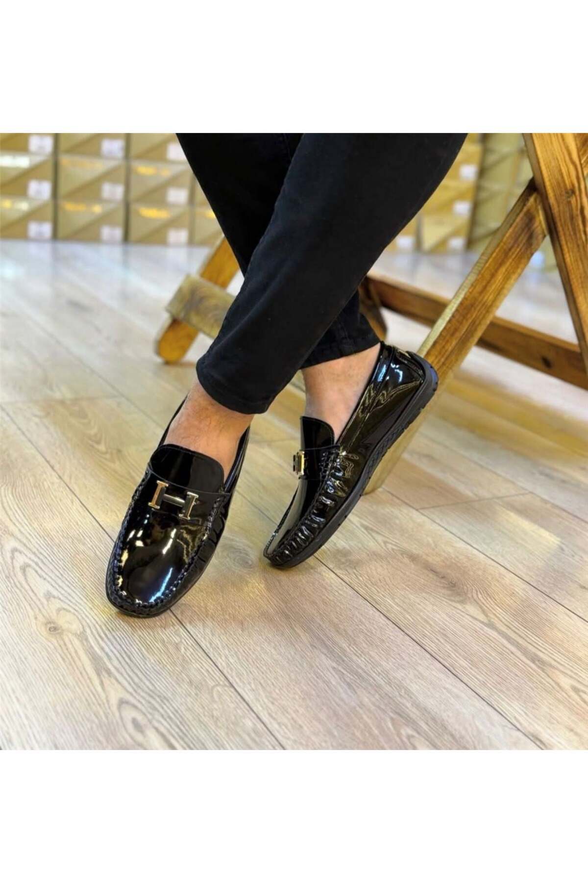 Parlak Hakiki Deri Tokalı Günlük Loafer Ayakkabı görsel 2
