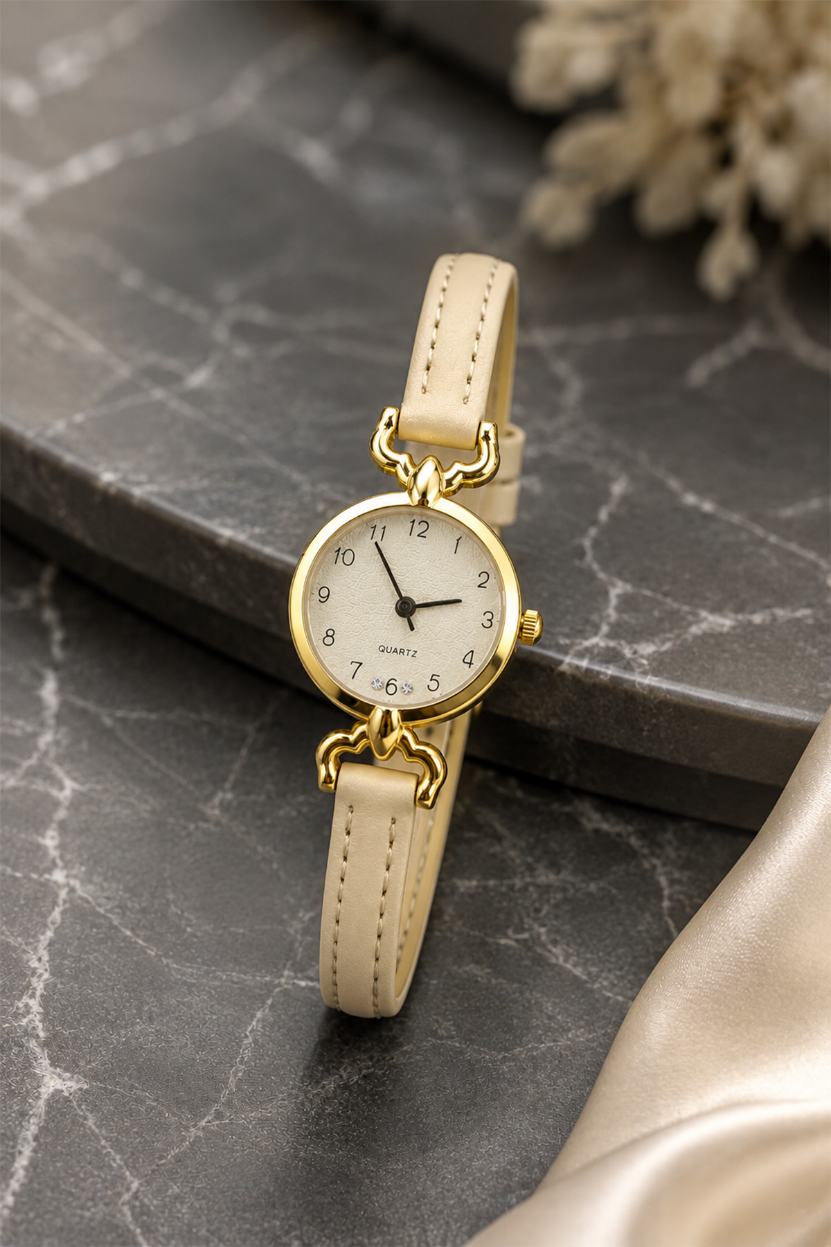 GANYMET Boffy Kadın Kol Saati Krem Deri Kordon Gold Kasa Minimal Vintage Zarif Klasik Şık Günlük Kadın Saat
