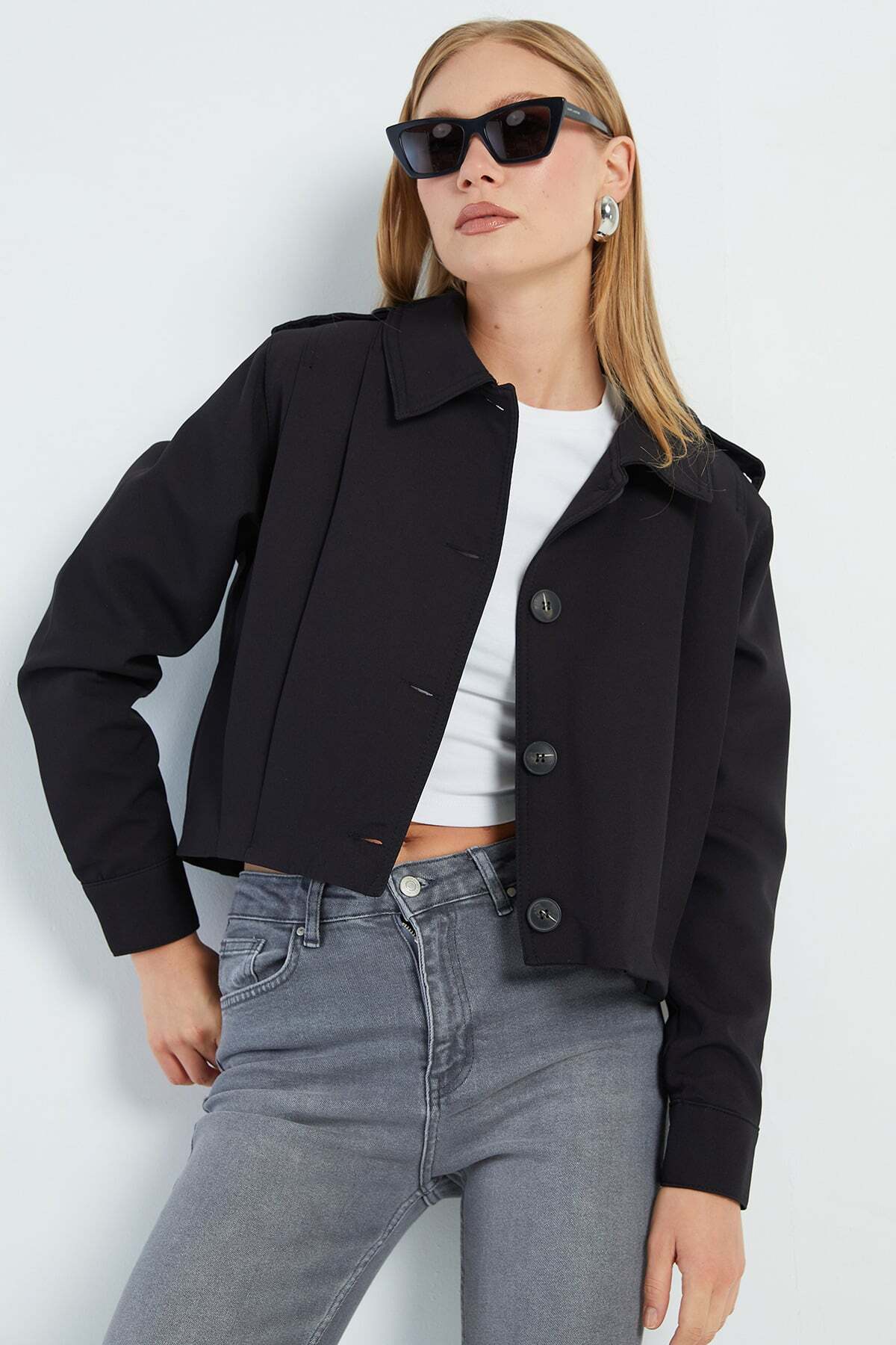 Fulla Moda Pileli Kruvaze Yaka Crop Trençkot