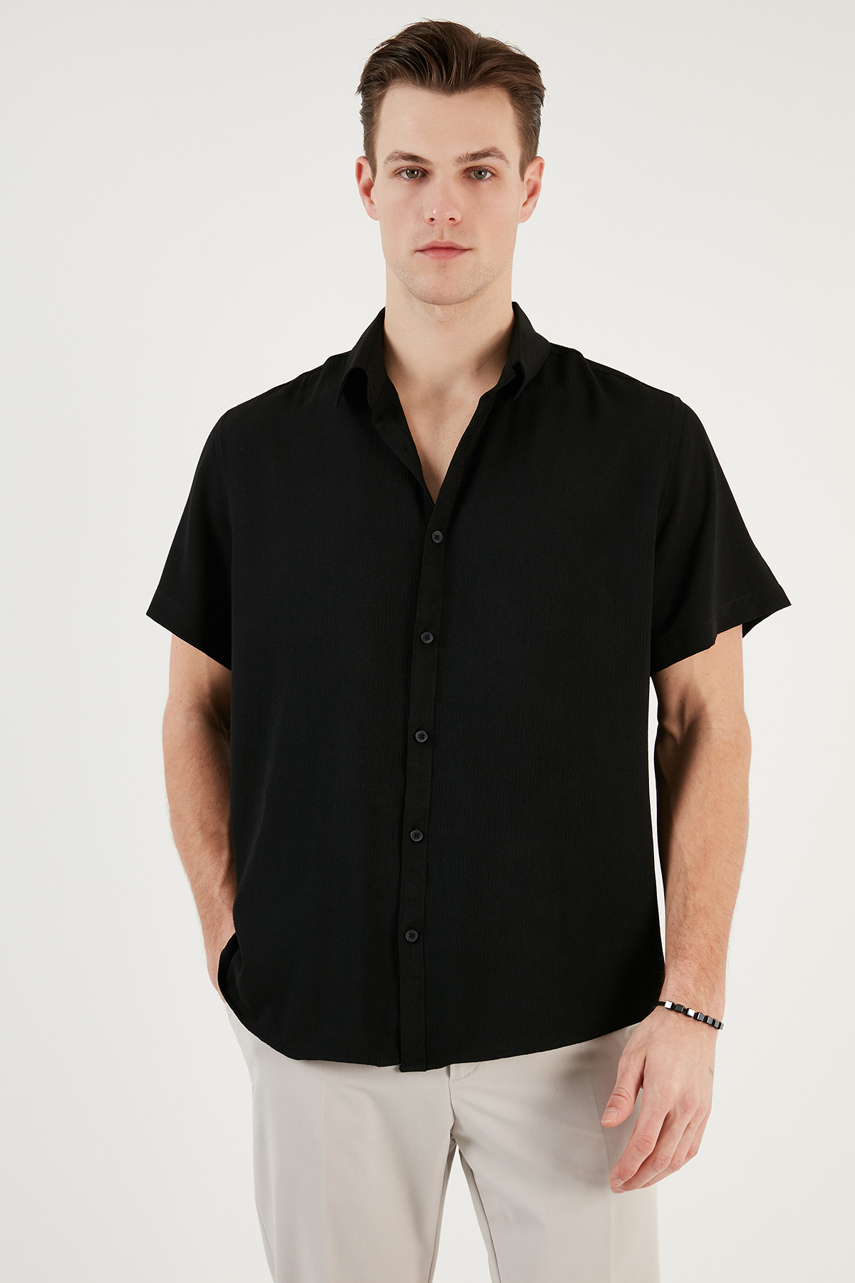 Pamuk Karışımlı Kısa Kollu Regular Fit Gömlek Erkek Gömlek Cf23s113139 — مشکی CF23S113139 — تصویر 5 از 6