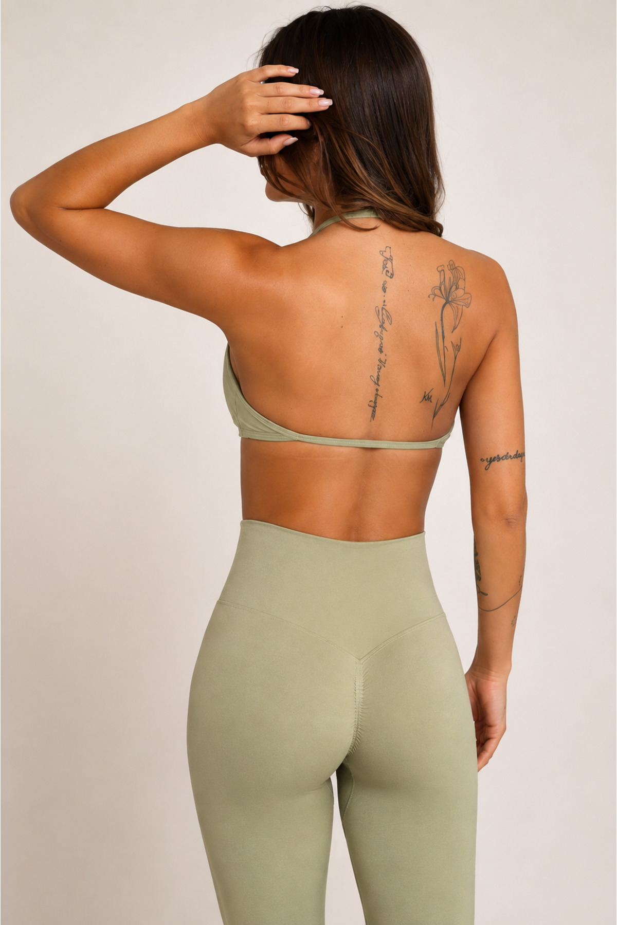 FOREVER MORE Milene Model Kadın Boyundan Geçirmeli Pedli Spor Sütyeni görsel 8