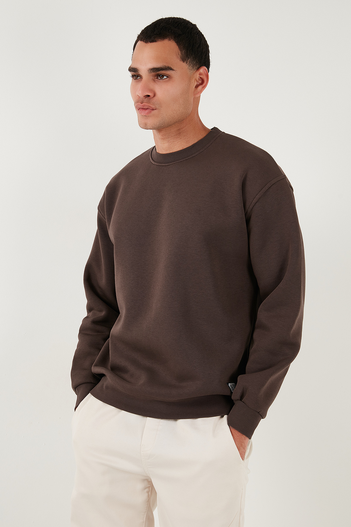 Buratti Regular Fit Bisiklet Yaka Pamuklu İçi Tüylü Yumuşak Şardonlu Sweat Erkek SWEAT 5905255 görsel 4