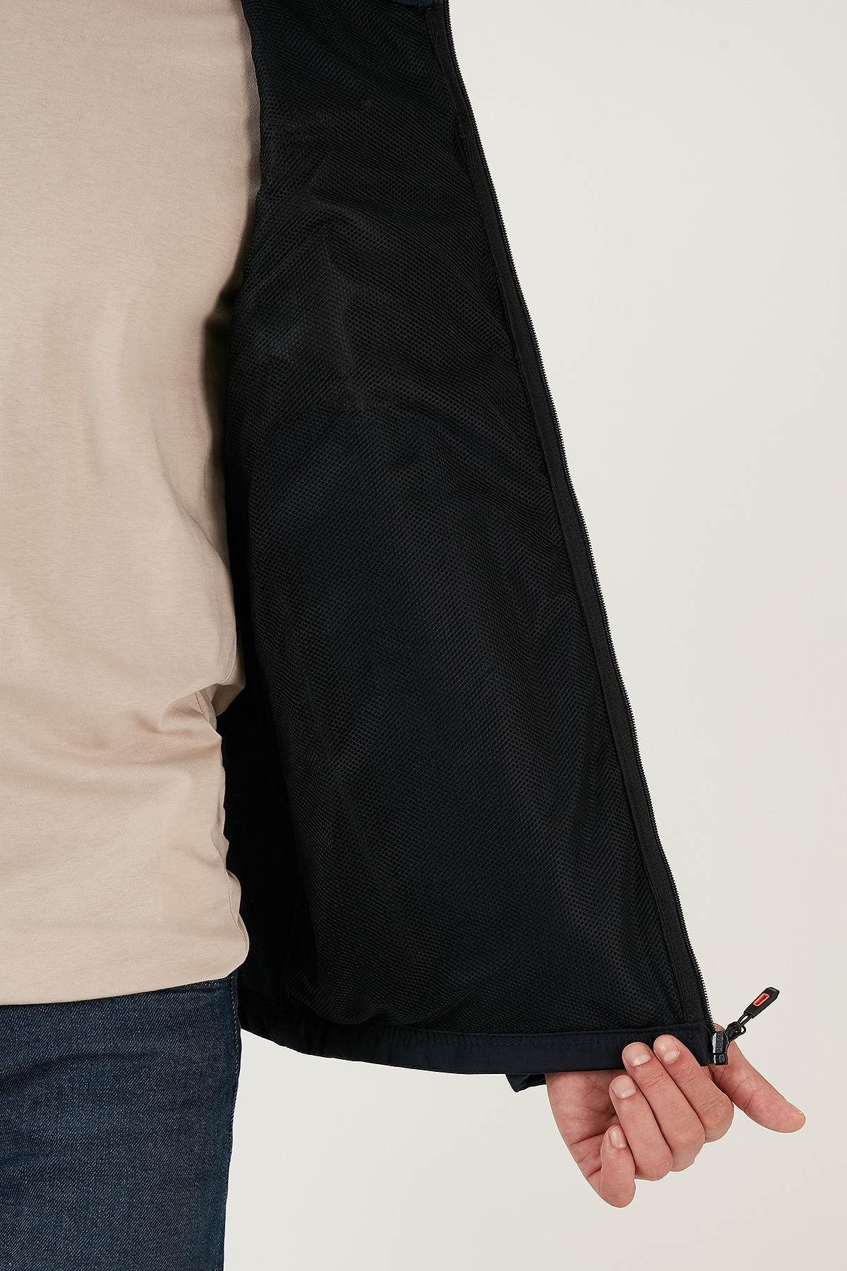 Su Itici Slim Fit Dik Yaka Softshell Ince Mont Erkek Mont 649003 — سرمه‌ای — تصویر 6 از 7