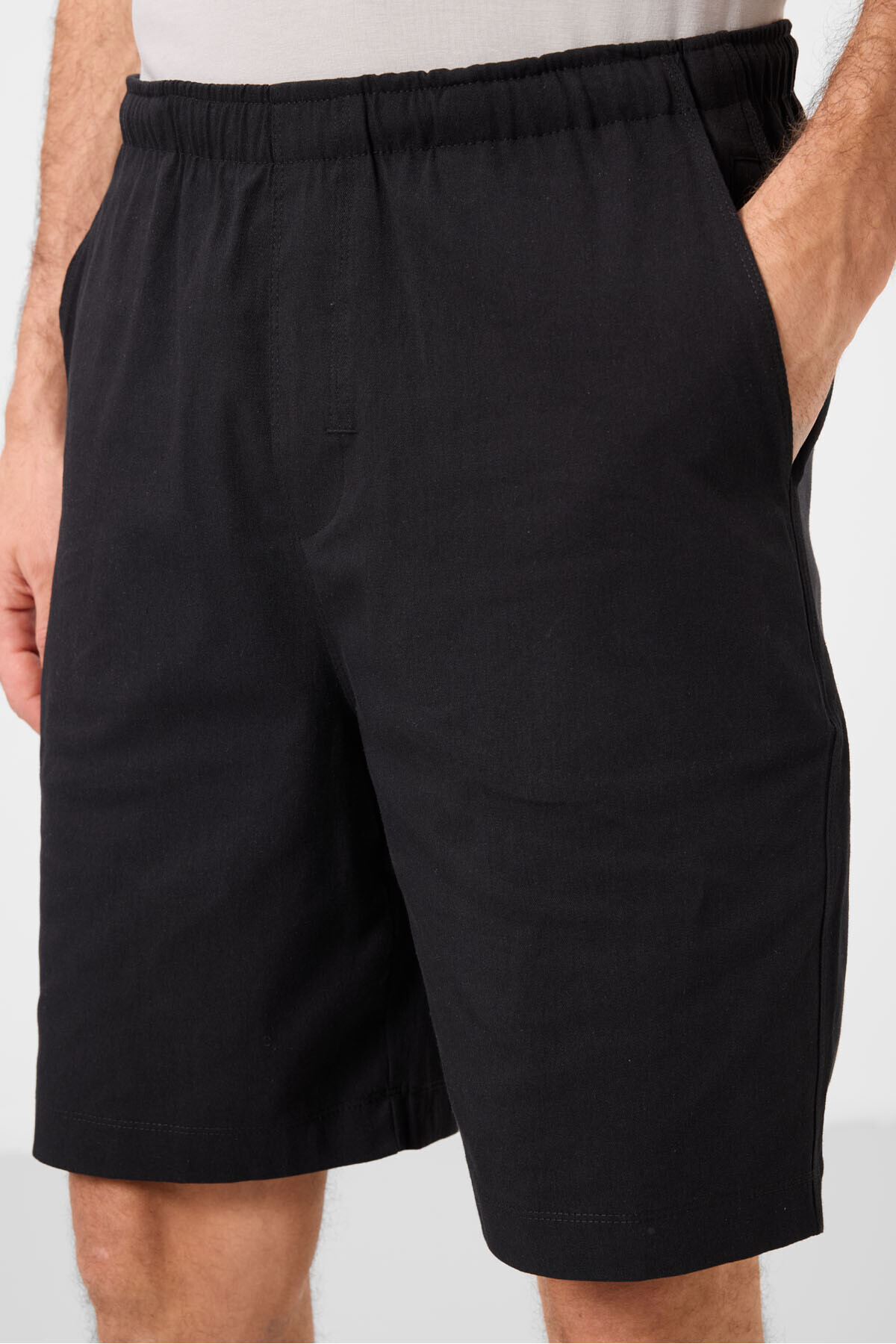 TOMMY LIFE Siyah Standart Fit Dokuma Hafif Esnek Chino Erkek Şort - 81291 görsel 4