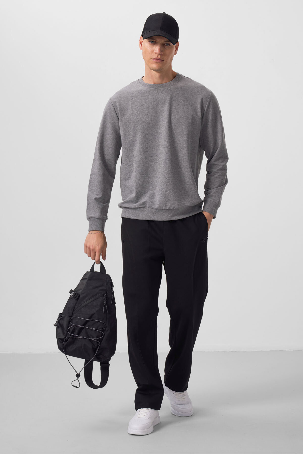 TOMMY LIFE Siyah Yüzeyi Dokulu Standart Fit Palazzo Erkek Pantolon - 82171 görsel 3