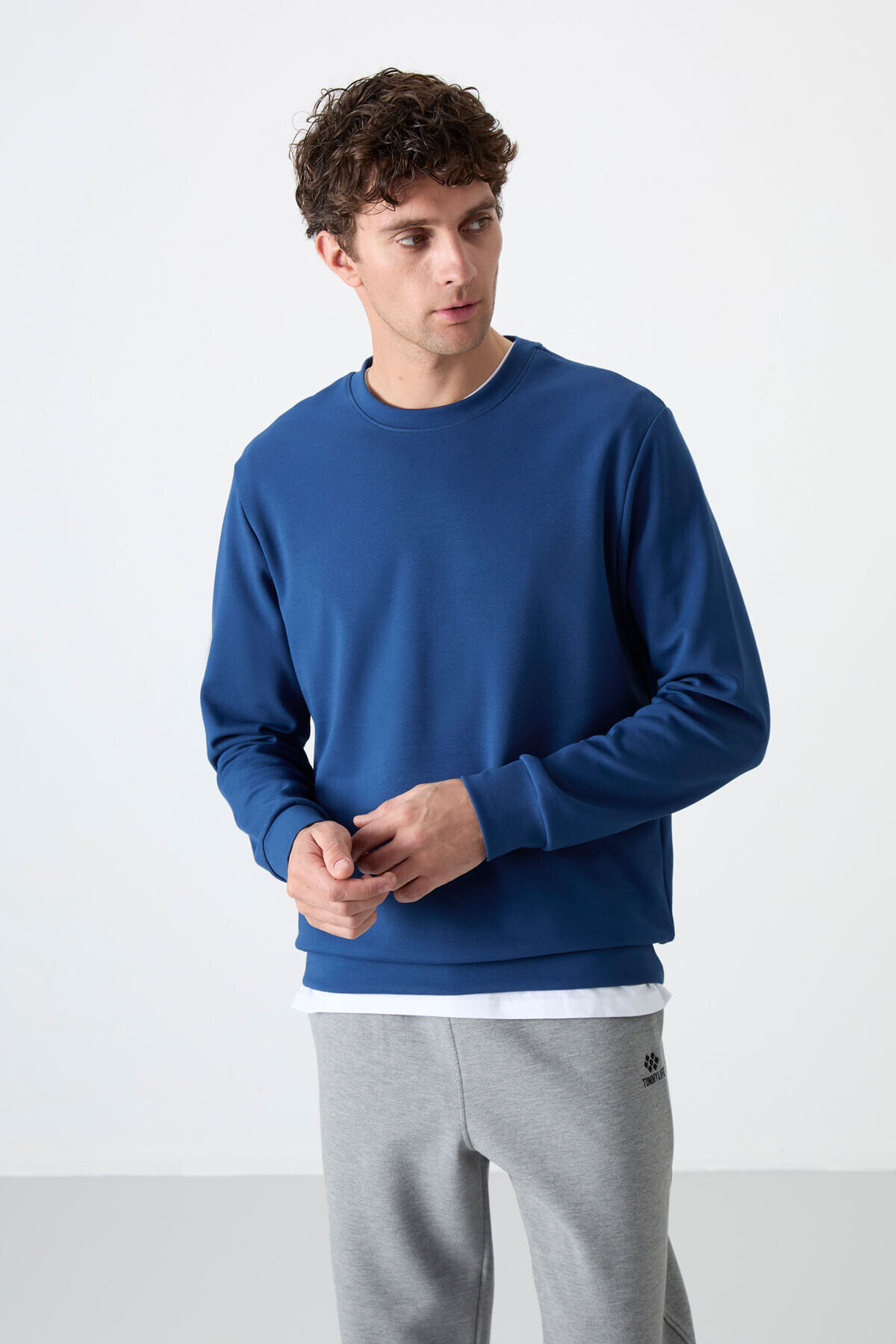 Parlament Basic O Yaka Rahat Form Erkek Sweatshirt - 88053 — رنگارنگ T09ER-88053 — تصویر 5 از 7