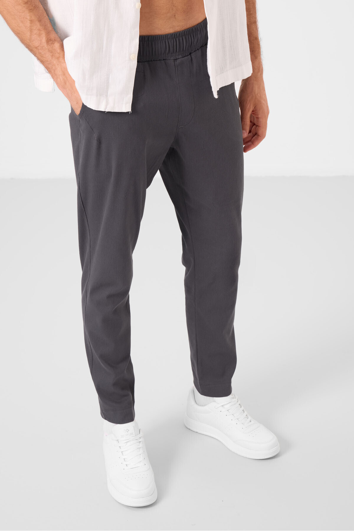 Antrasit Standart Fit Dokuma Hafif Esnek Chino Erkek Pantolon - 82177 — رنگارنگ T17ER-82177 — تصویر 3 از 8