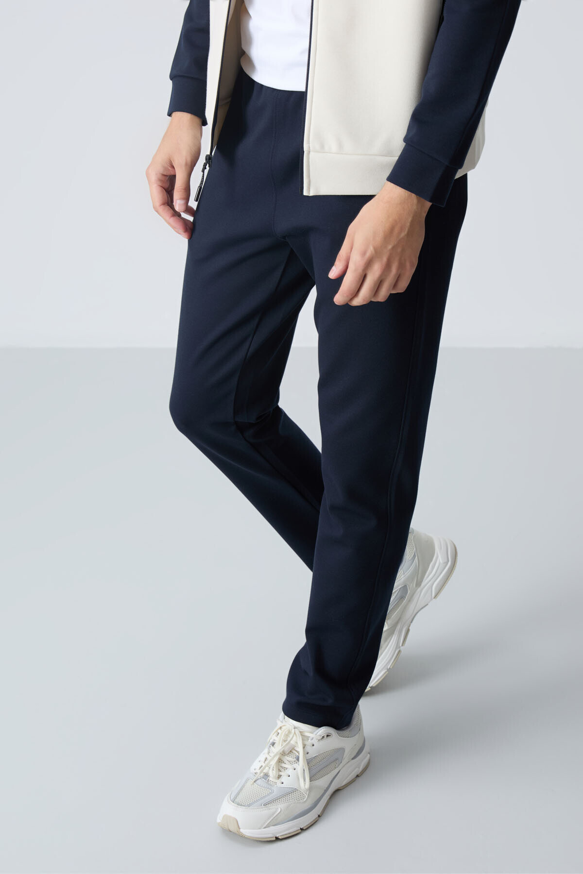 TOMMY LIFE Bej lacivert Dik Yaka Çift Renk Rahat Form Klasik Paça Erkek Eşofman Takımı - 85113 görsel 6