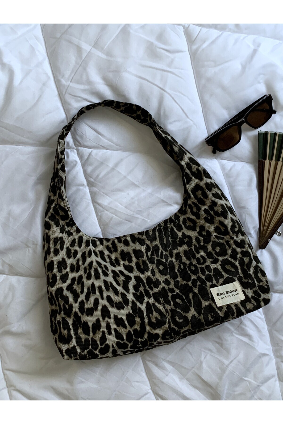 san suhet Leopar Desen Omuz Çantası görsel 3