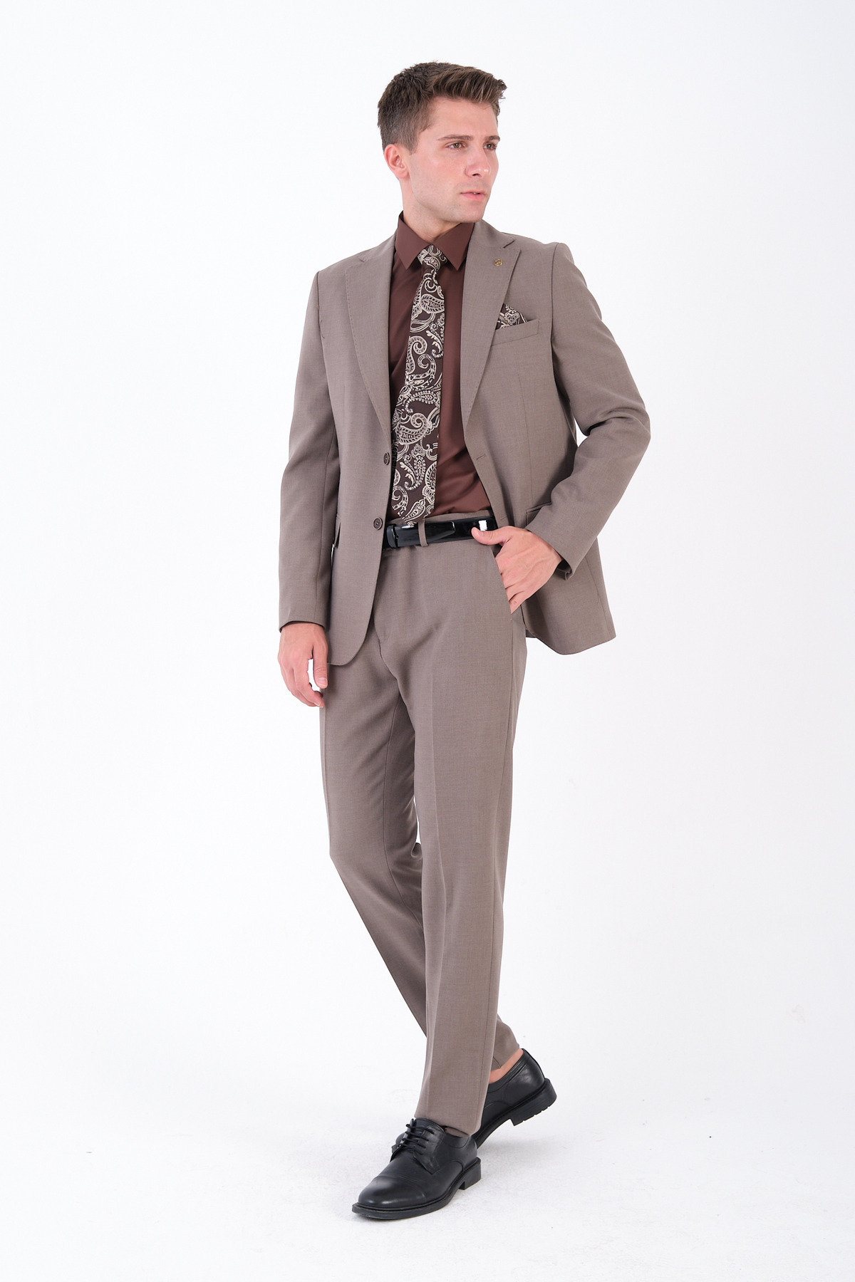 Taupe