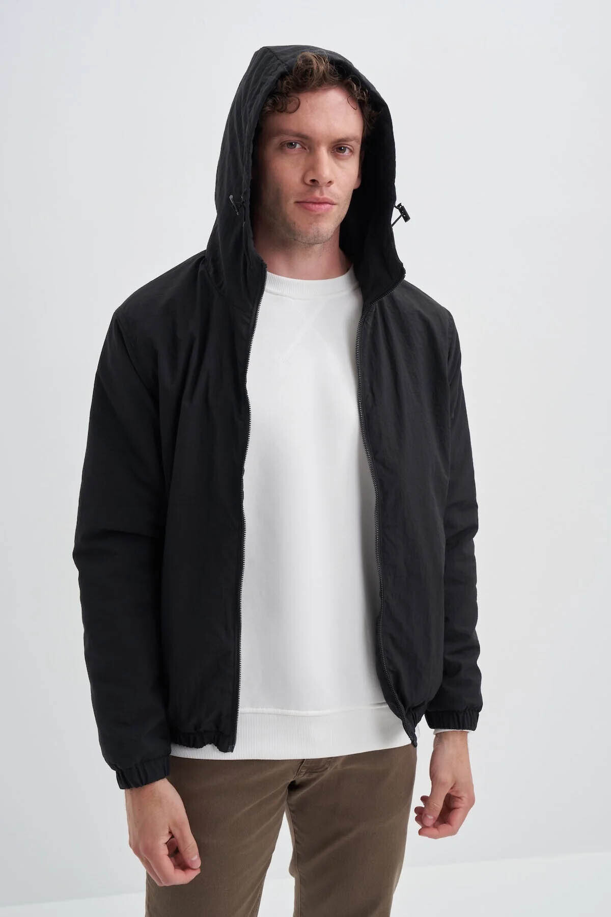 مانتو مردانه مشکی بیسیک Regular Fit 10200 — مشکی EE90GY124567 — تصویر 7 از 8
