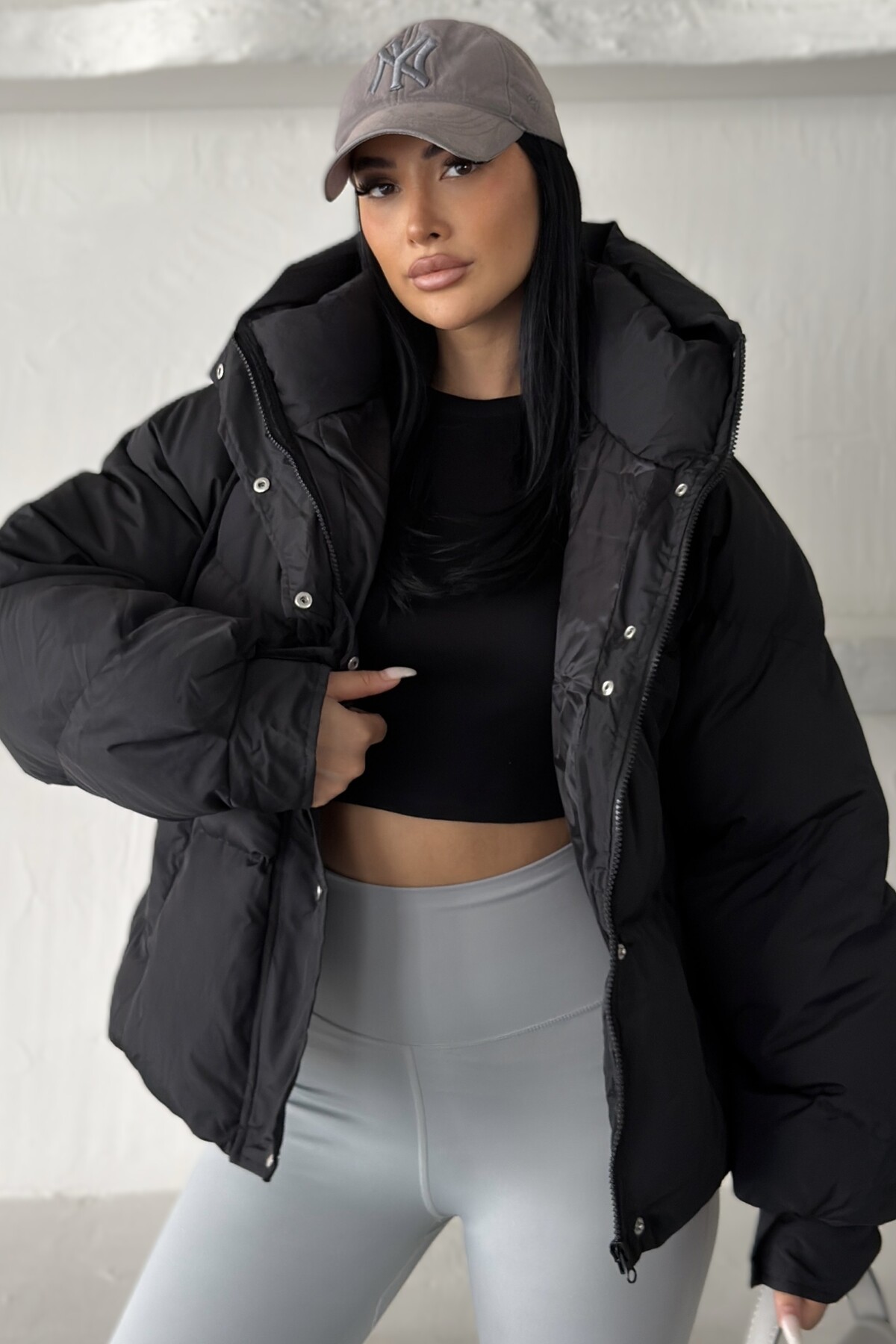 moda armanc Kadın Kapüşonlu Şişme Mont Oversize Kısa Puffer Ceket | Yeni Sezon görsel 3