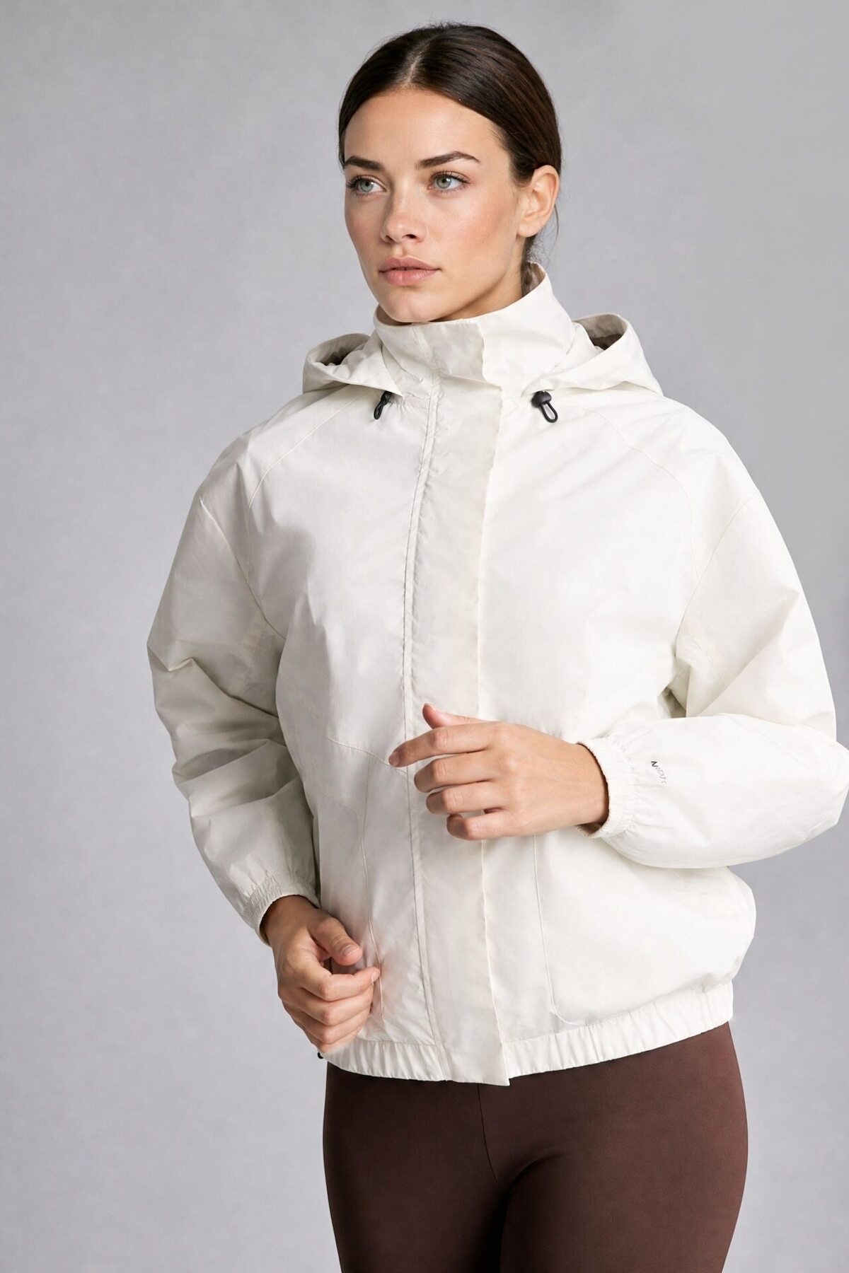 DeFacto Rüzgar Geçirmez Regular Fit Reglan Kollu Kapüşonlu Yağmurluk C4949AX26AU görsel 4
