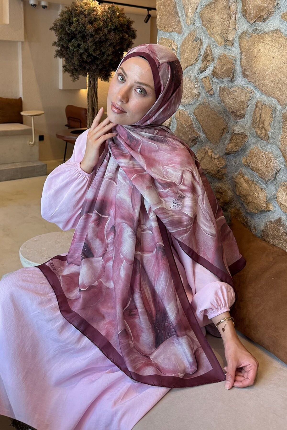 lamelif Çiçek Desen Lara Soft Şal Bordo görsel 2