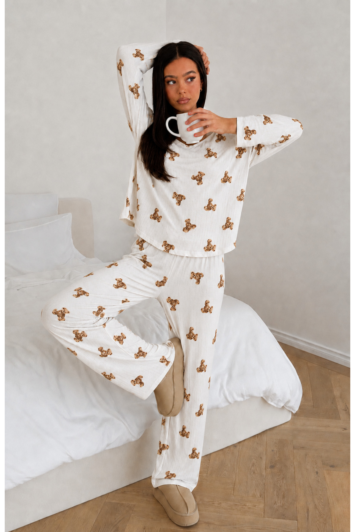ÖZ PAMUK Women's Long Sleeve Report Fabric Embellished Soft Pajama Set – Rela...