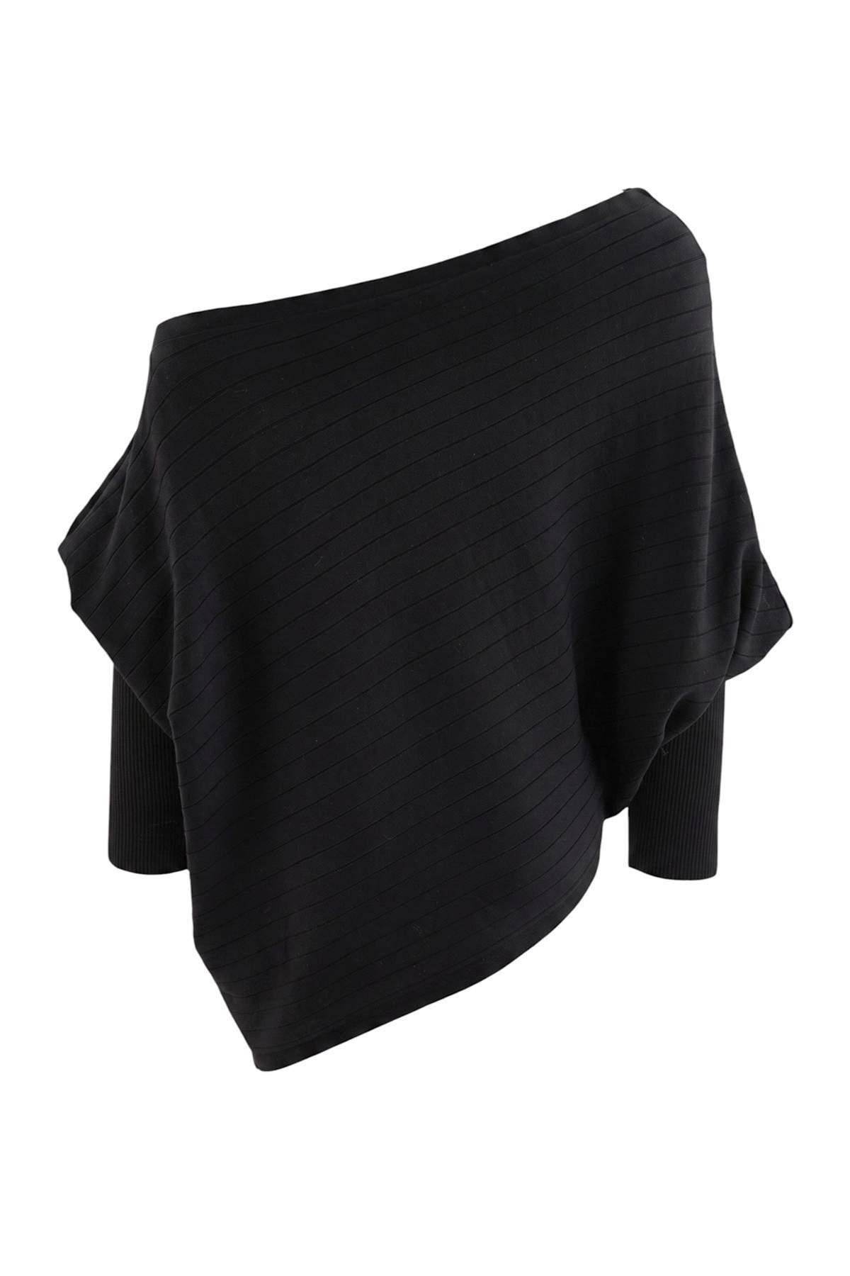 trendyolmilla-womens-plain-short-oversize-swe