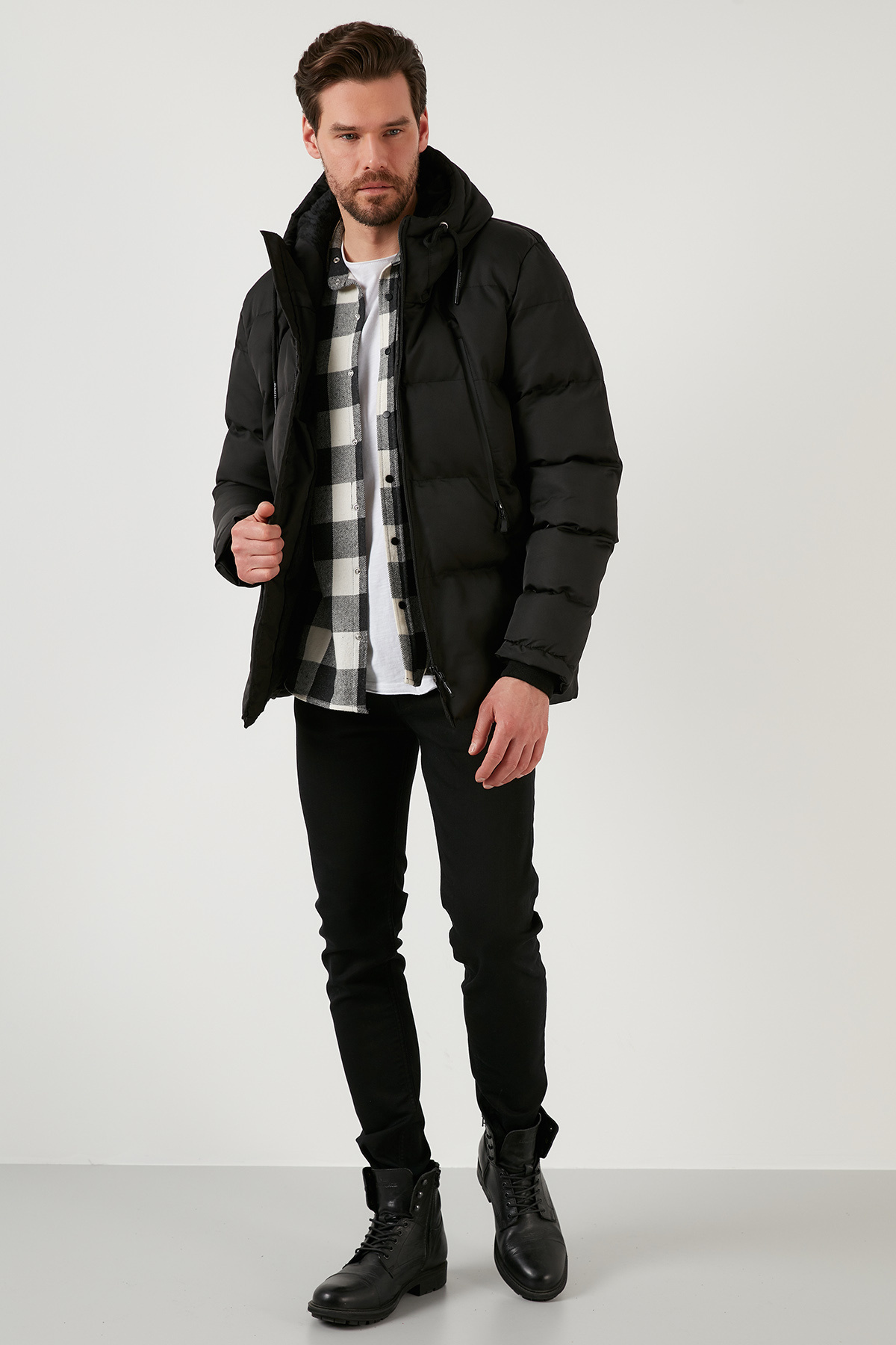کاپشن مردانه کلاه دار ضد آب، ضد باد، ضد سرما، مدل Slim Fit 5717101 — مشکی — تصویر 6 از 8