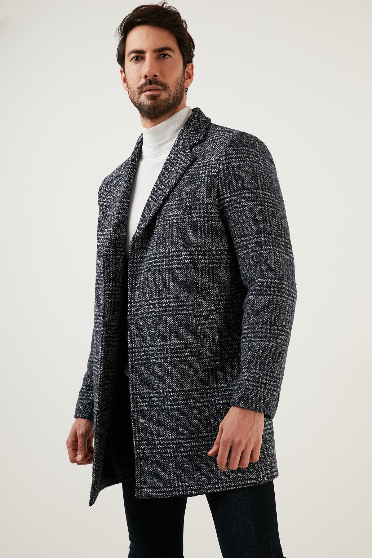Buratti Slim Fit Tek Yırtmaçlı Düğmeli Mono Yaka Kaşe Kaban Erkek Kaban 5840098