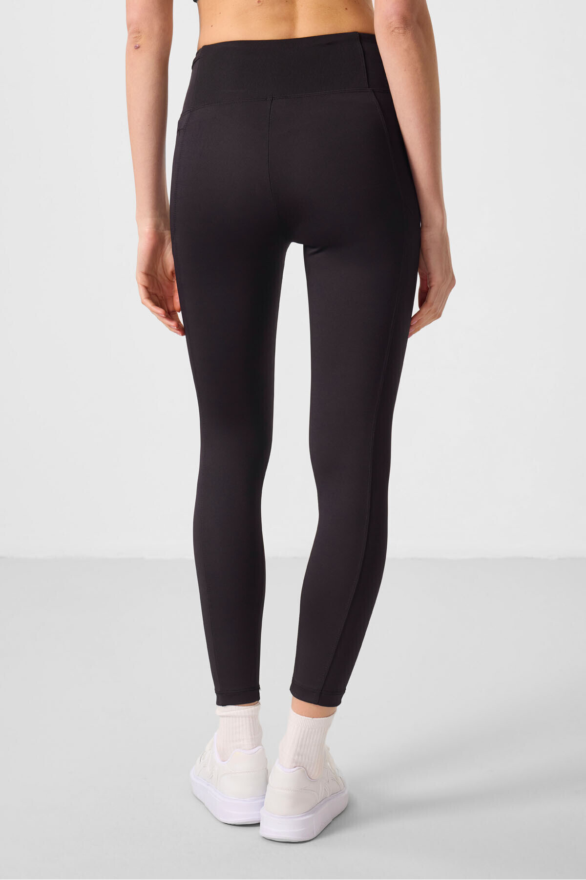 TOMMY LIFE Siyah Esnek Standart Fit Performans Kadın Tayt - 94667 görsel 8