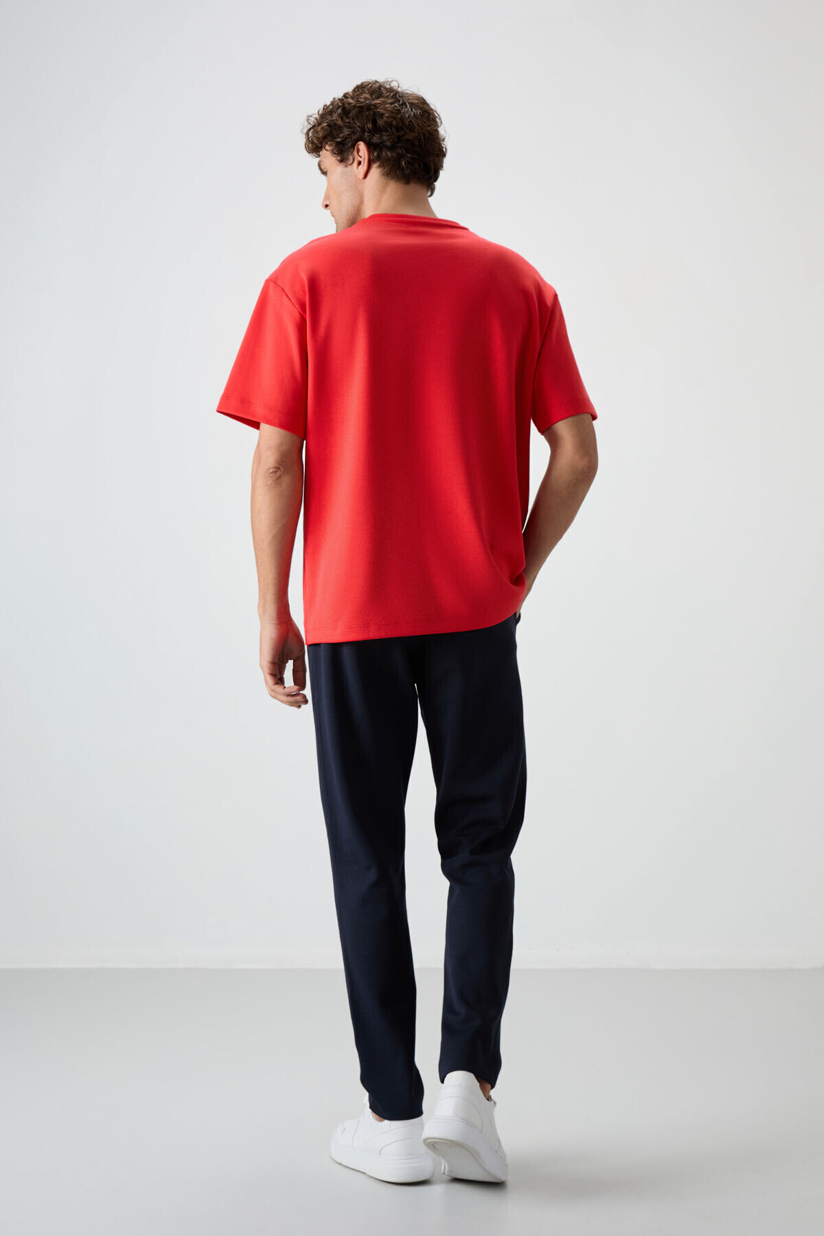Fiesta - Lacivert Pamuklu Kalın Yumuşak Dokulu Oversize Fit Nakışlı Erkek Eşofman Takım - 85252 — قرمز A15ER-85252 — تصویر 9 از 9