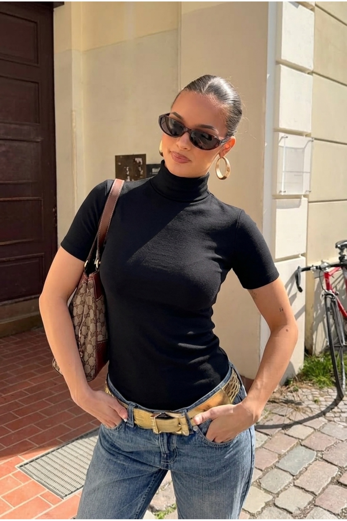 Nuzrk %100 Pamuk Ultra Soft Slim Fit Esnek Dokulu Likralı Vücuda Oturan Boğazlı Balıkçı Yaka Siyah Kadın Basic T-Shirt görsel 2