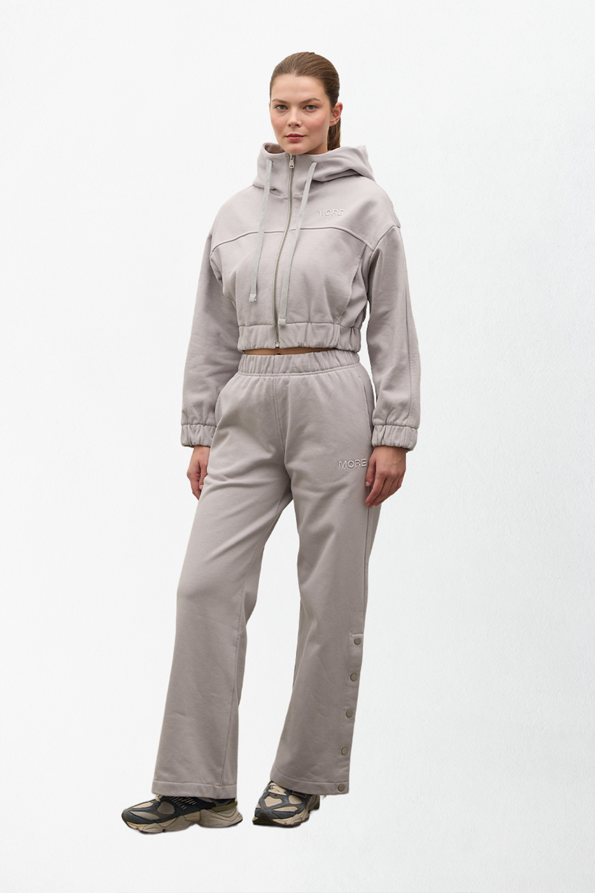 MORE ACTIVE Indo Kadın Kapüşonlu Fermuarlı Crop Sweatshirt görsel 4