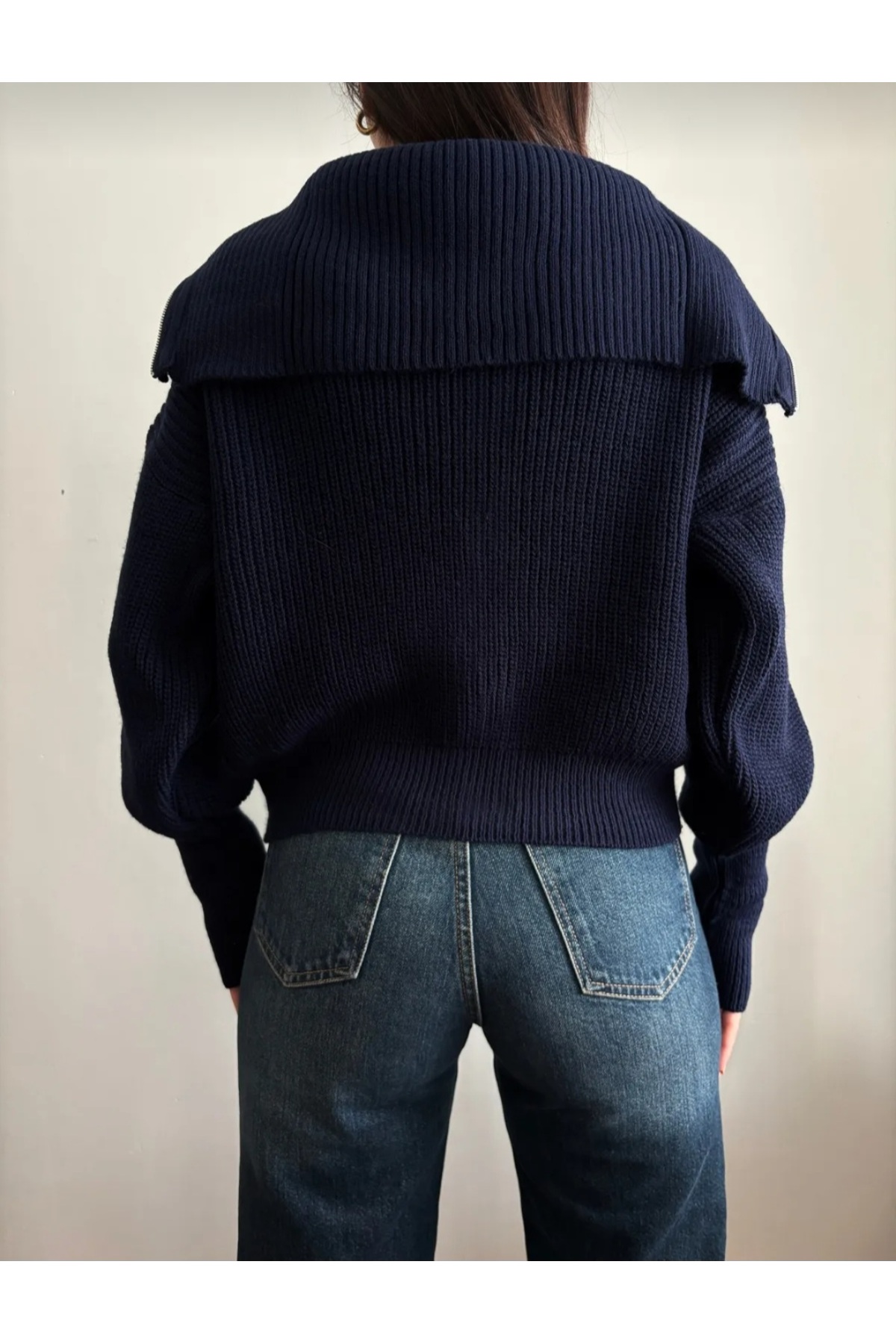 İLMERA Kadın Lacivert Fermuarlı Devrik Yaka Triko Hırka Oversize Crop Örgü Ceket görsel 4