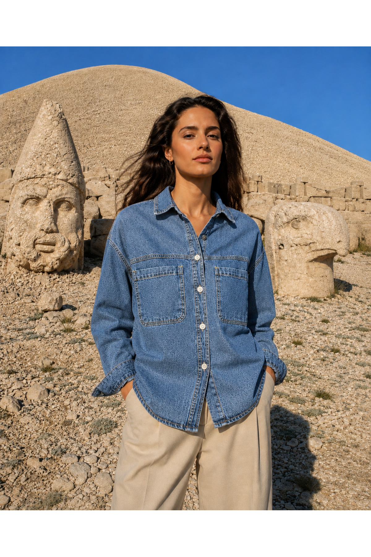Safari Kadın Oversize Kot Gömlek Çift Cepli Bölmeli Denim Gömlek Uzun Kollu görsel 3
