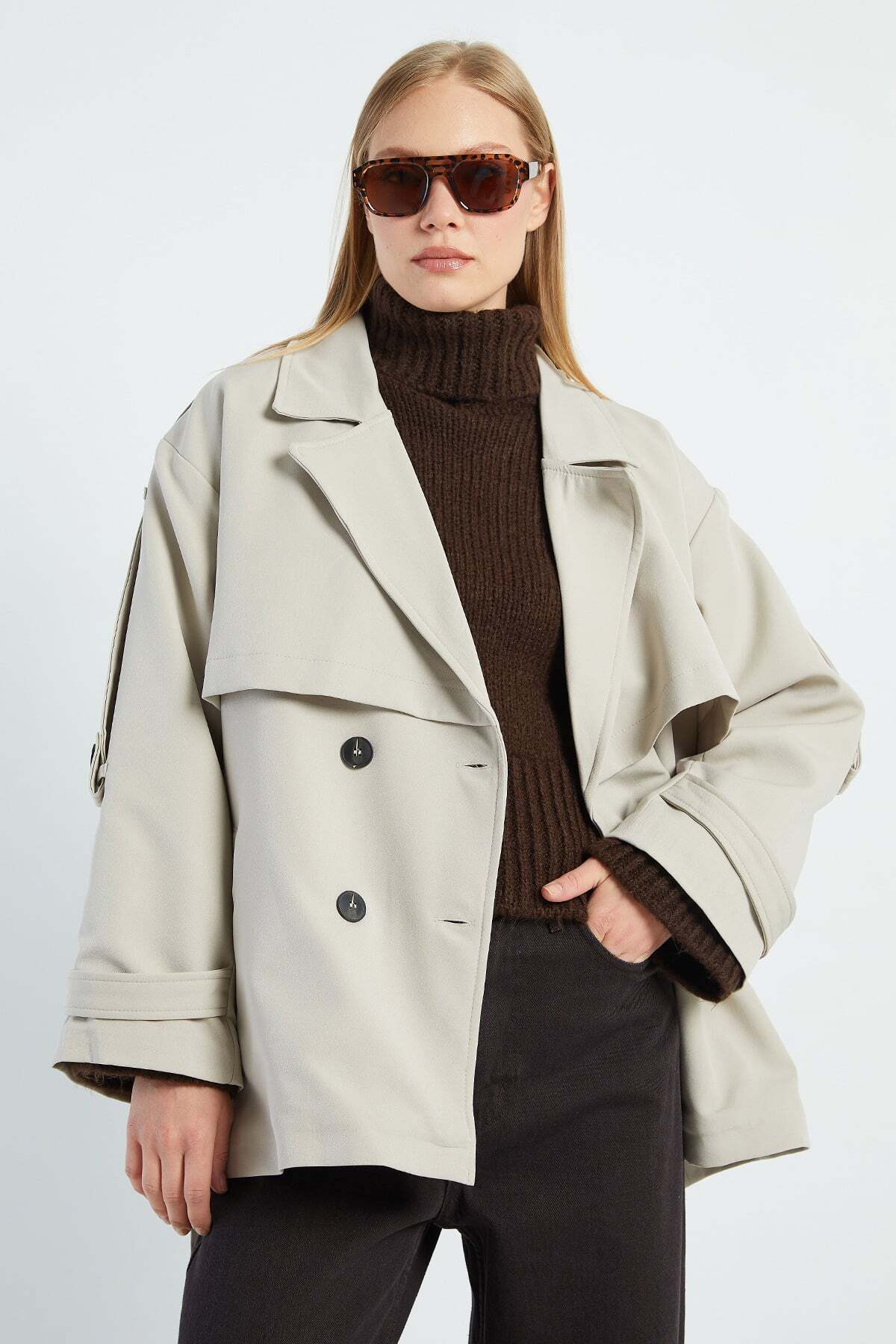 Beli Kemerli Kruvaze Yaka Oversize Trençkot