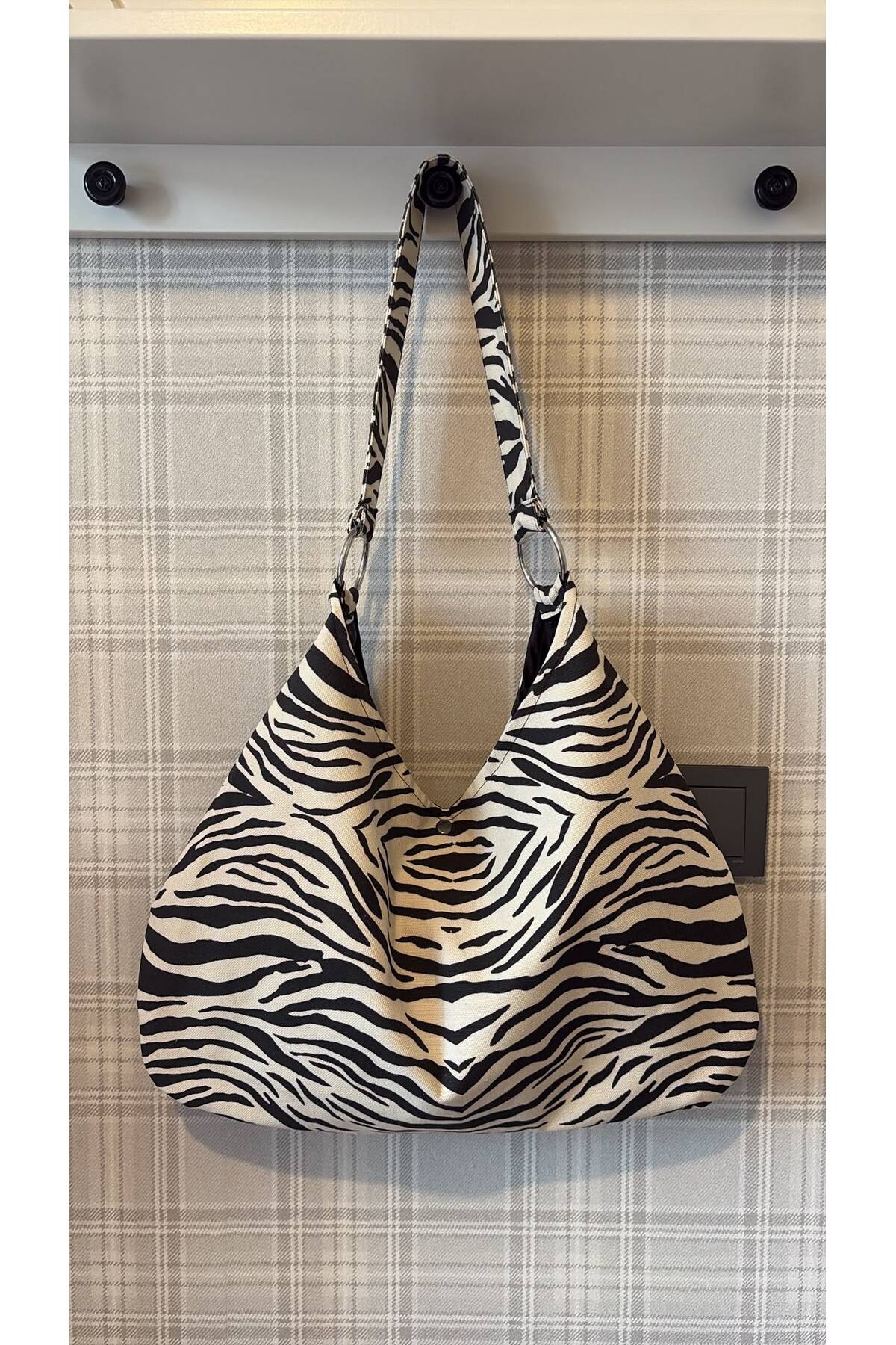 MUTE BAG Zebra Desen / Zebra Desen Omuz Çantası (28*49)
