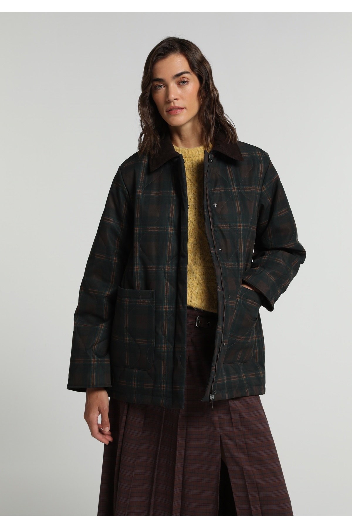 Colin's Regular Fit Shirt Neck Fermuarlı Astarlı Suya Dayanıklı Kadın Kahverengi Mont