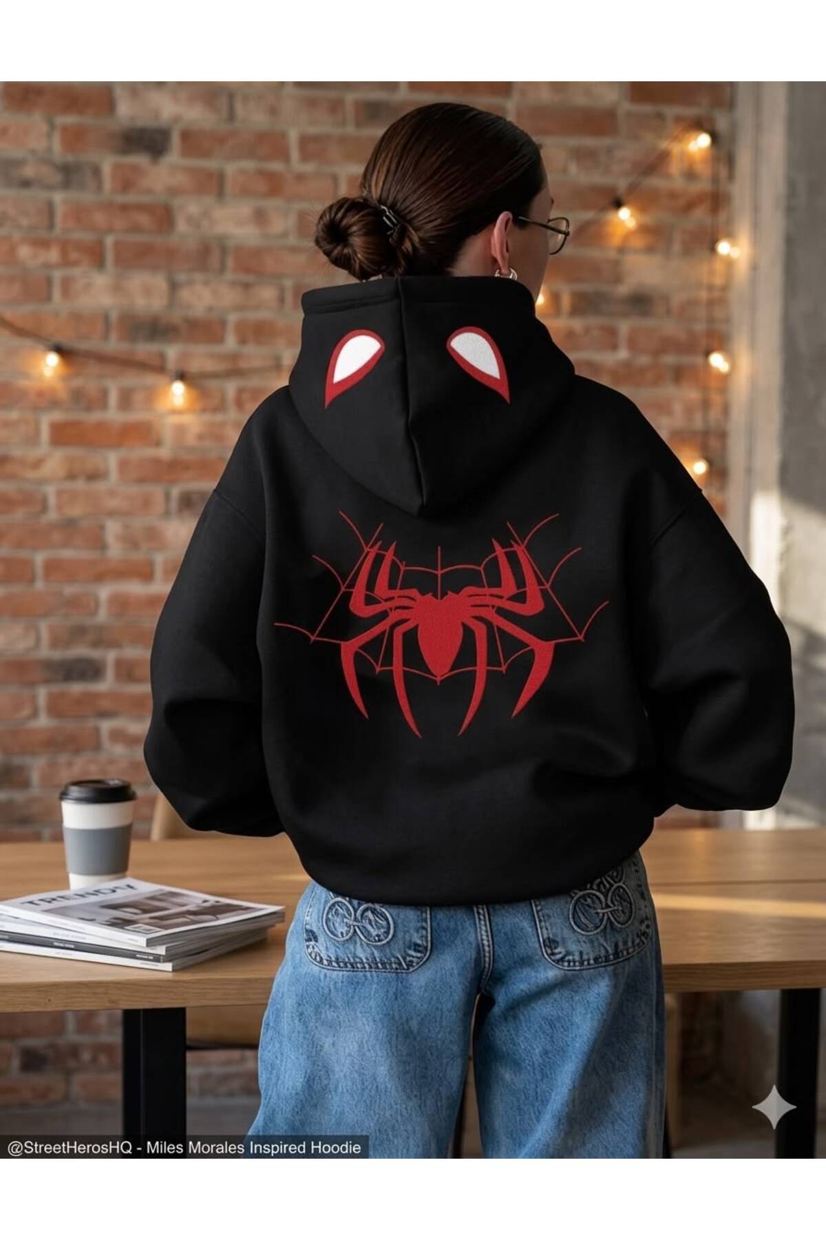 Minga London Black Spider Eye Printed Hooded Sweatshirt