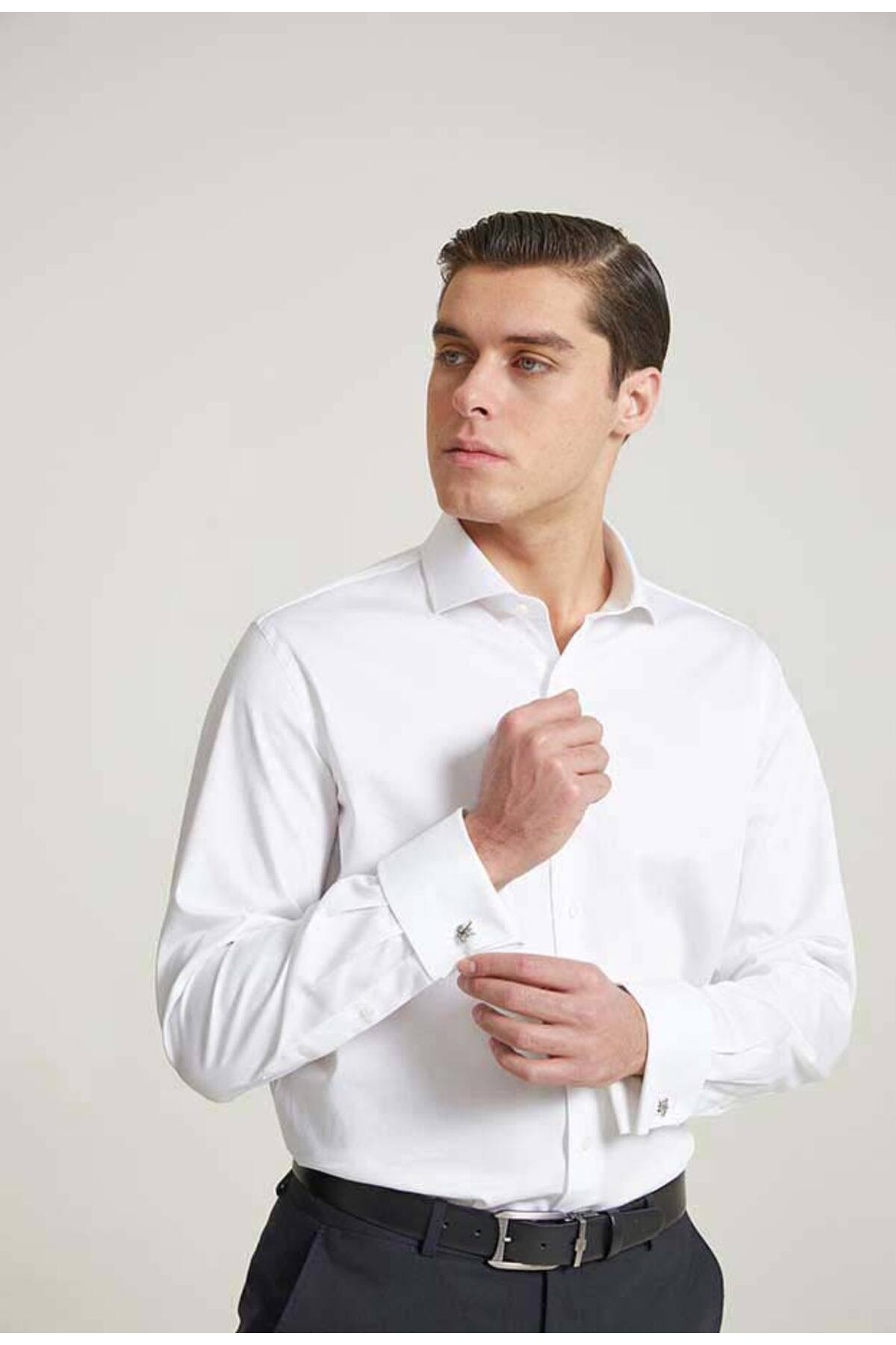 پیراهنمردانهDamatسفید