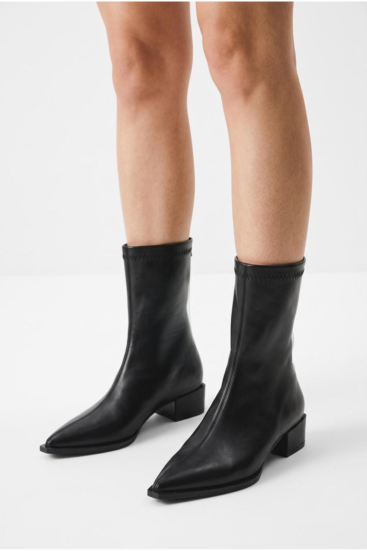 besoin shoes store Kısa Topuklu Fermuarlı Kaymaz Taban Bot Siyah 3 cm görsel 2