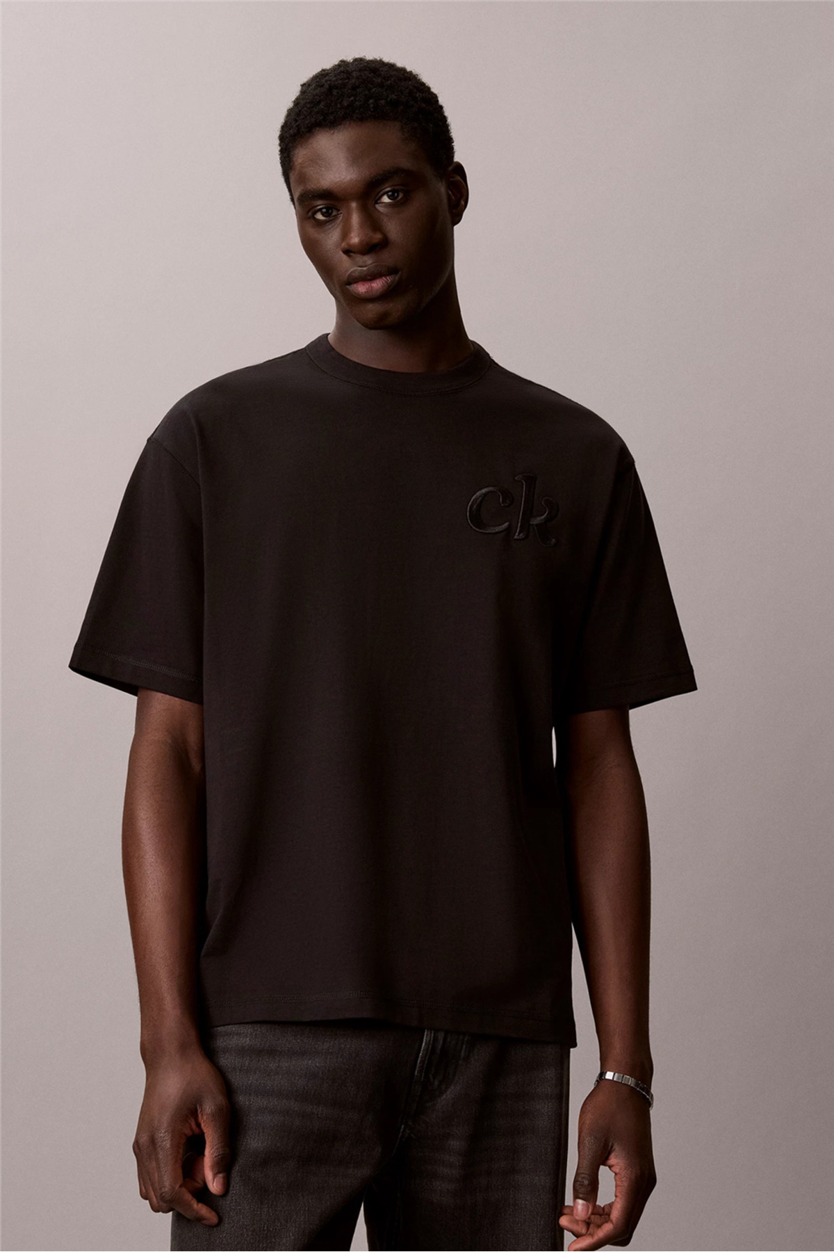 تیشرتمردانهCalvin Kleinرنگارنگ