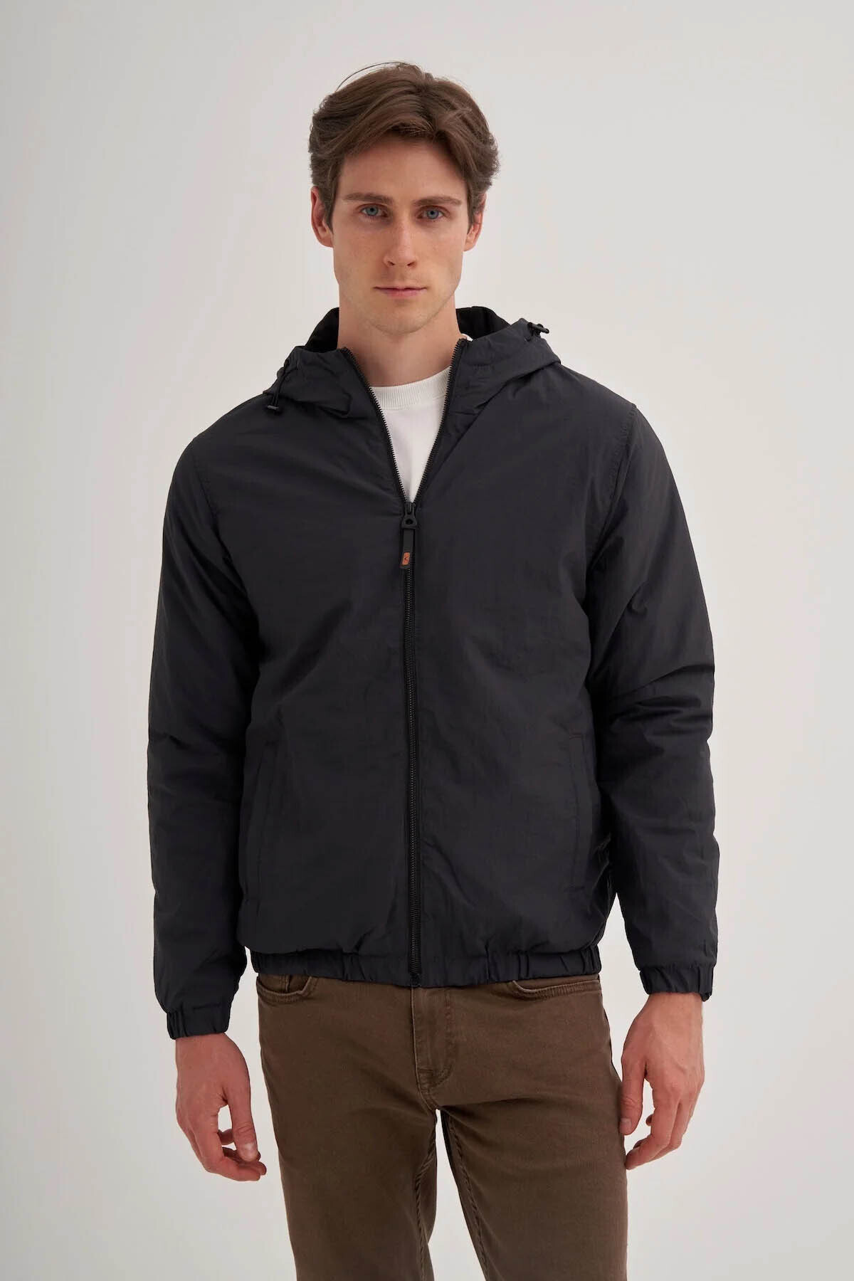 مانتو مردانه مشکی بیسیک Regular Fit 10200 — مشکی EE90GY124567 — تصویر 2 از 8