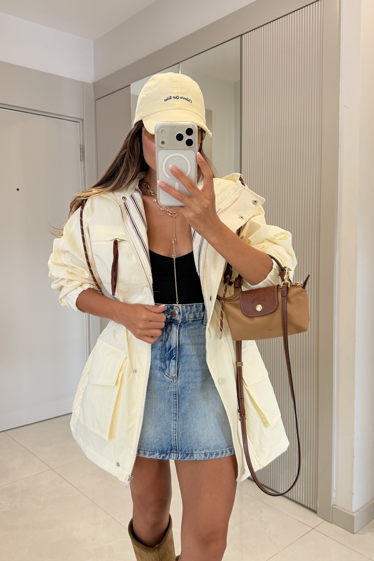 Gizem Ecemiş Raine Oversize Kapüşonlu Yağmurluk görsel 2