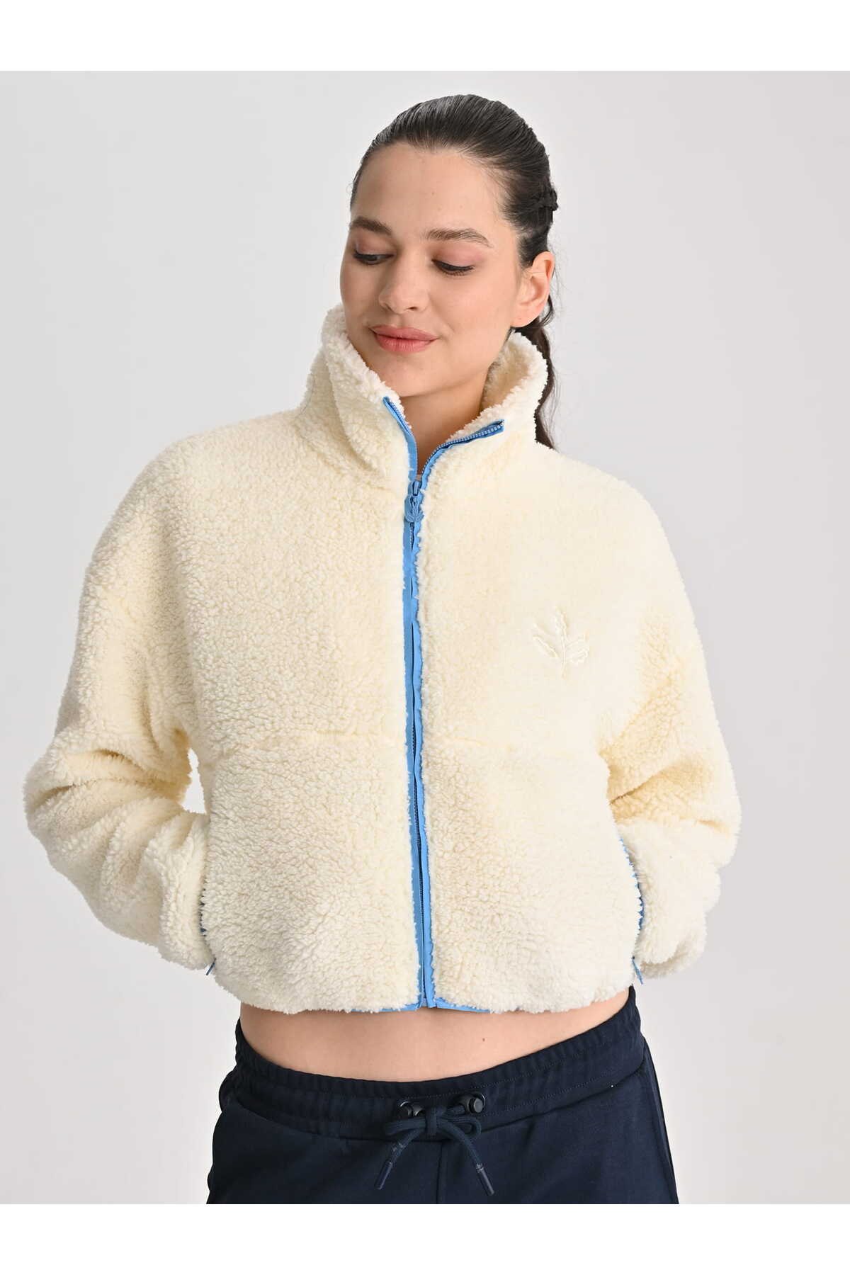 Fenerbahçe KADIN TREND MİKRO DETAYLI PELUŞ SWEAT görsel 2