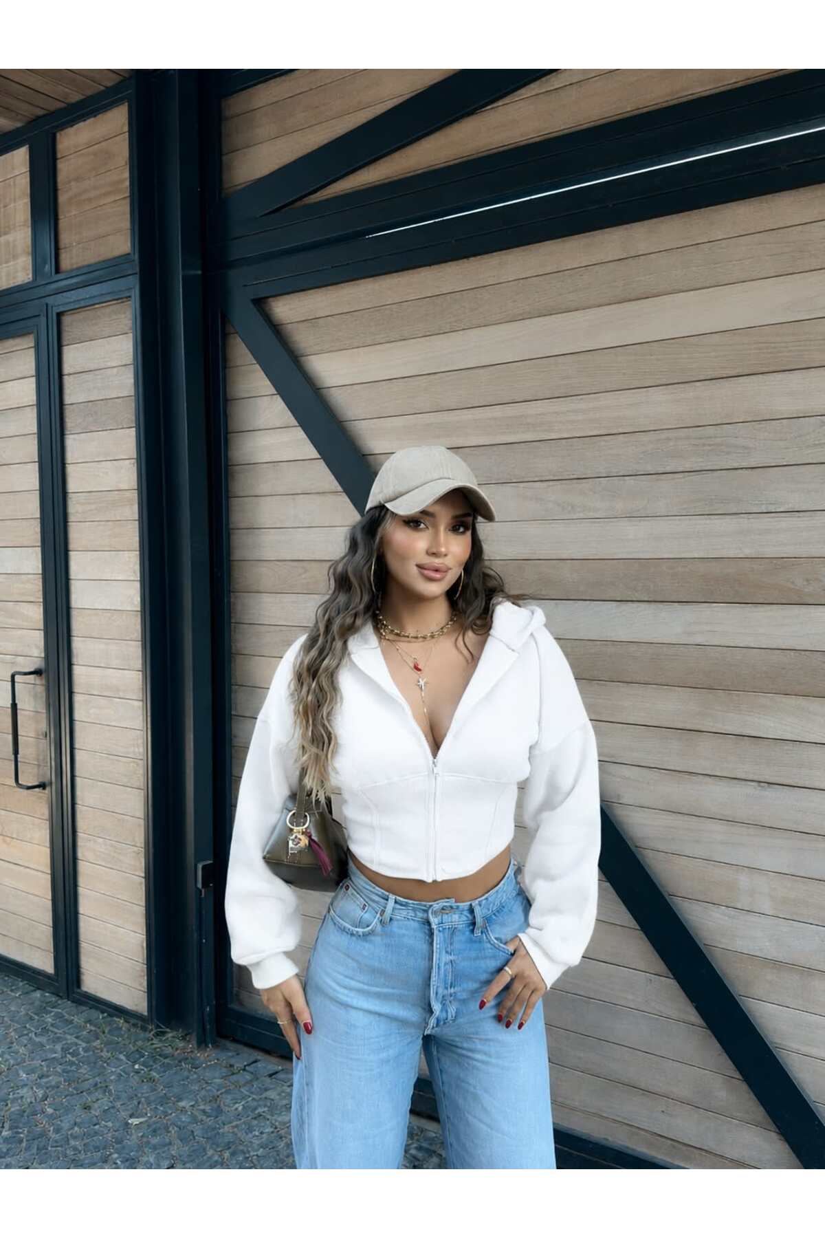 EVOA Kadın Beyaz Oversize Kol Kapüşonlu Crop Hırka görsel 2