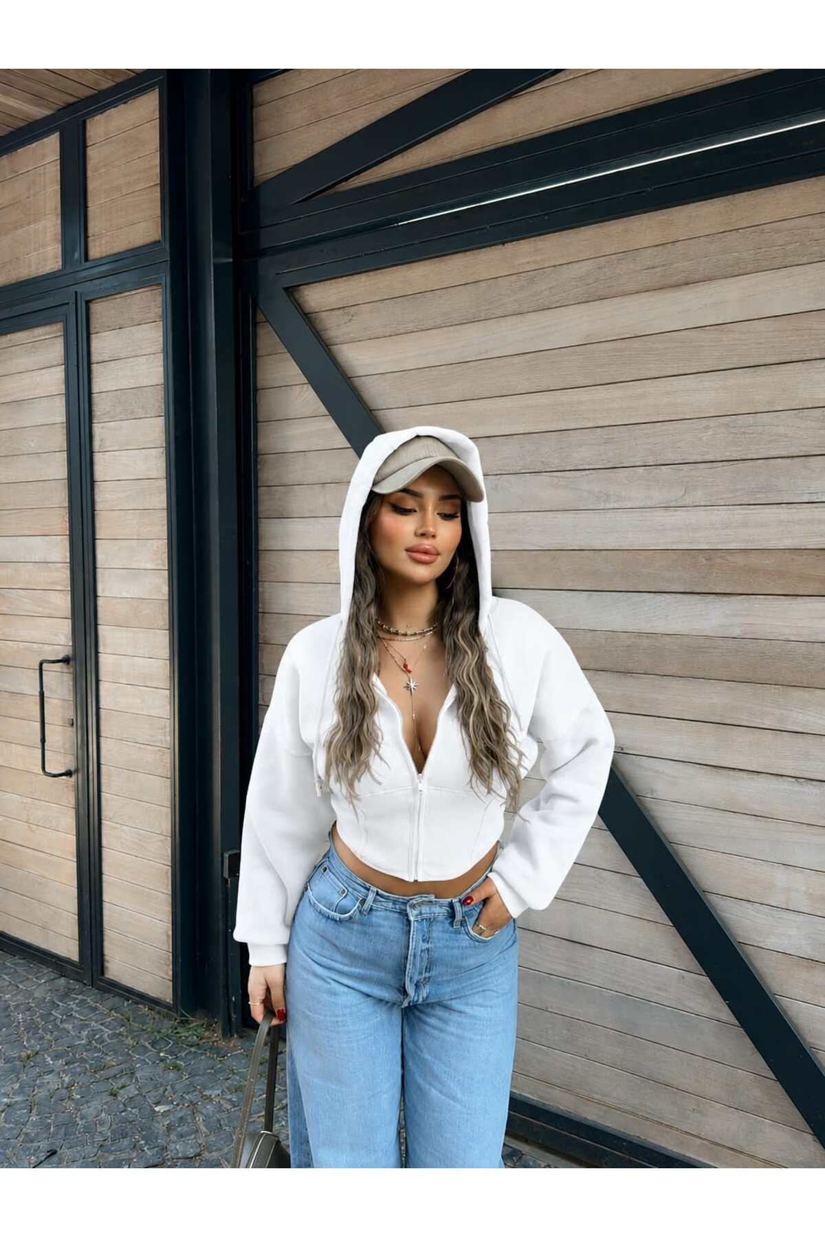 EVOA Kadın Beyaz Oversize Kol Kapüşonlu Crop Hırka görsel 4