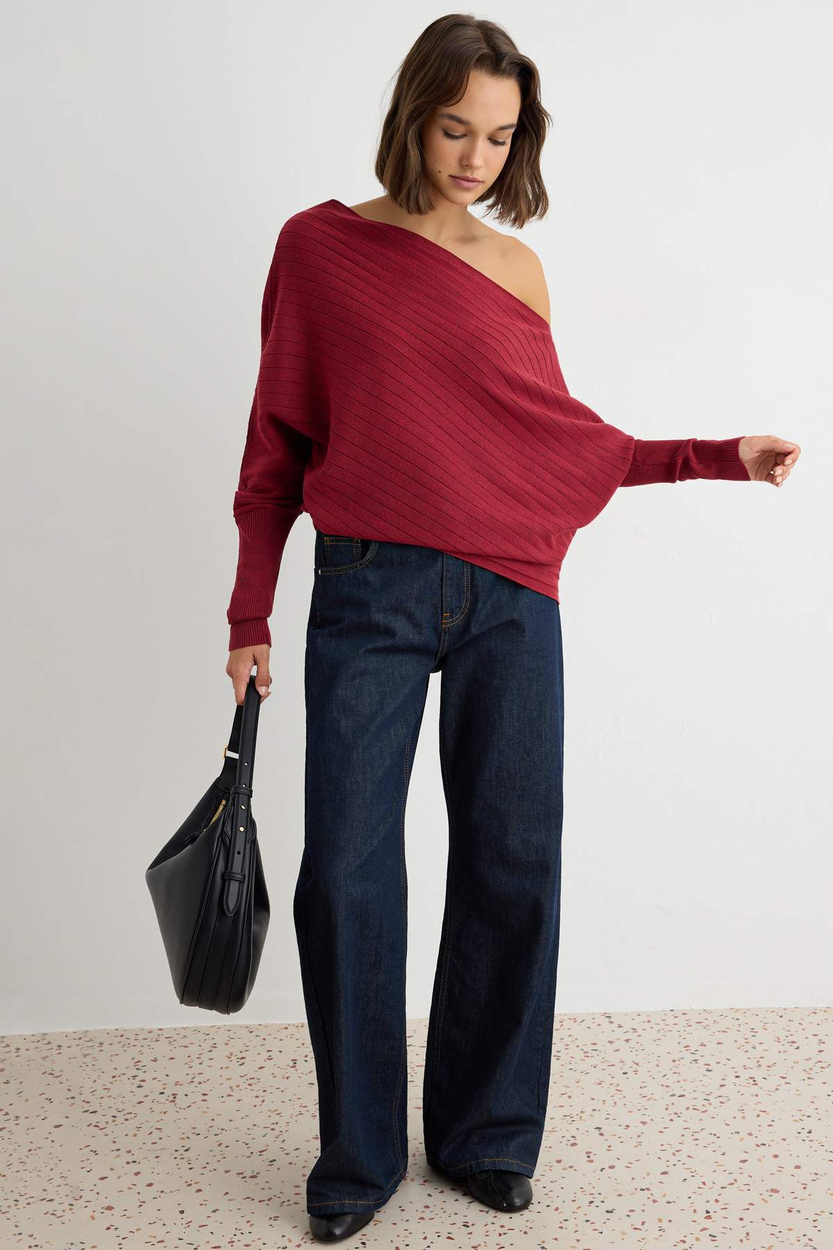 trendyolmilla-womens-red-plain-short-oversize