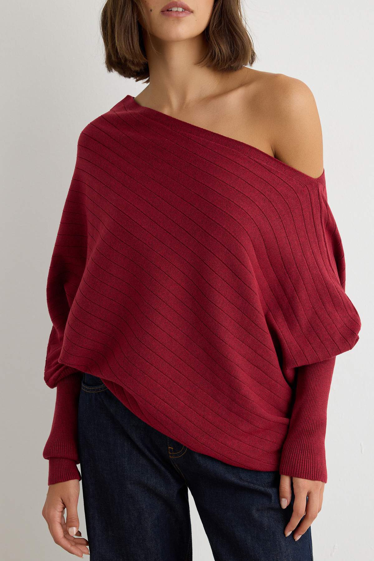 trendyolmilla-womens-red-plain-short-oversize