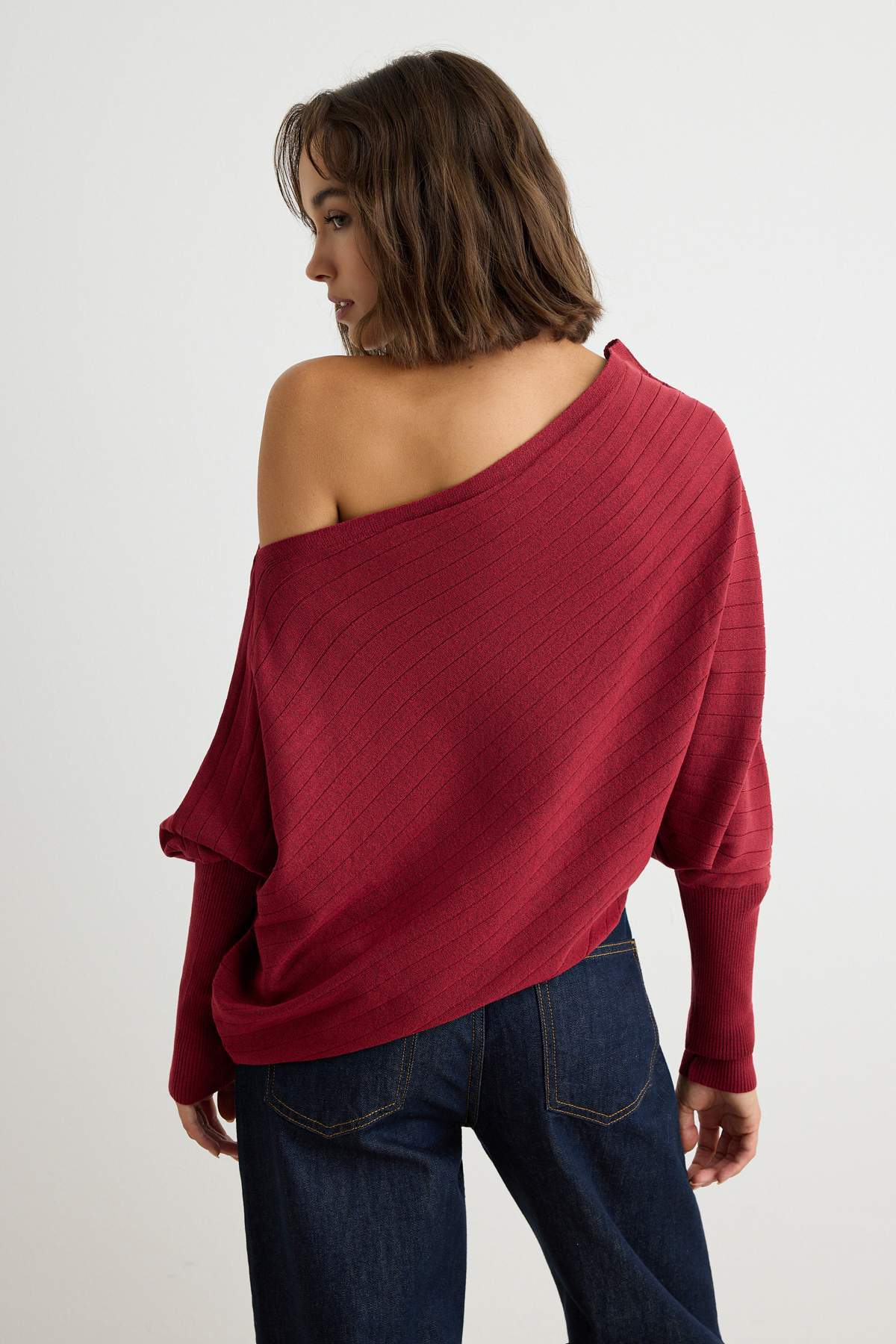 trendyolmilla-womens-red-plain-short-oversize