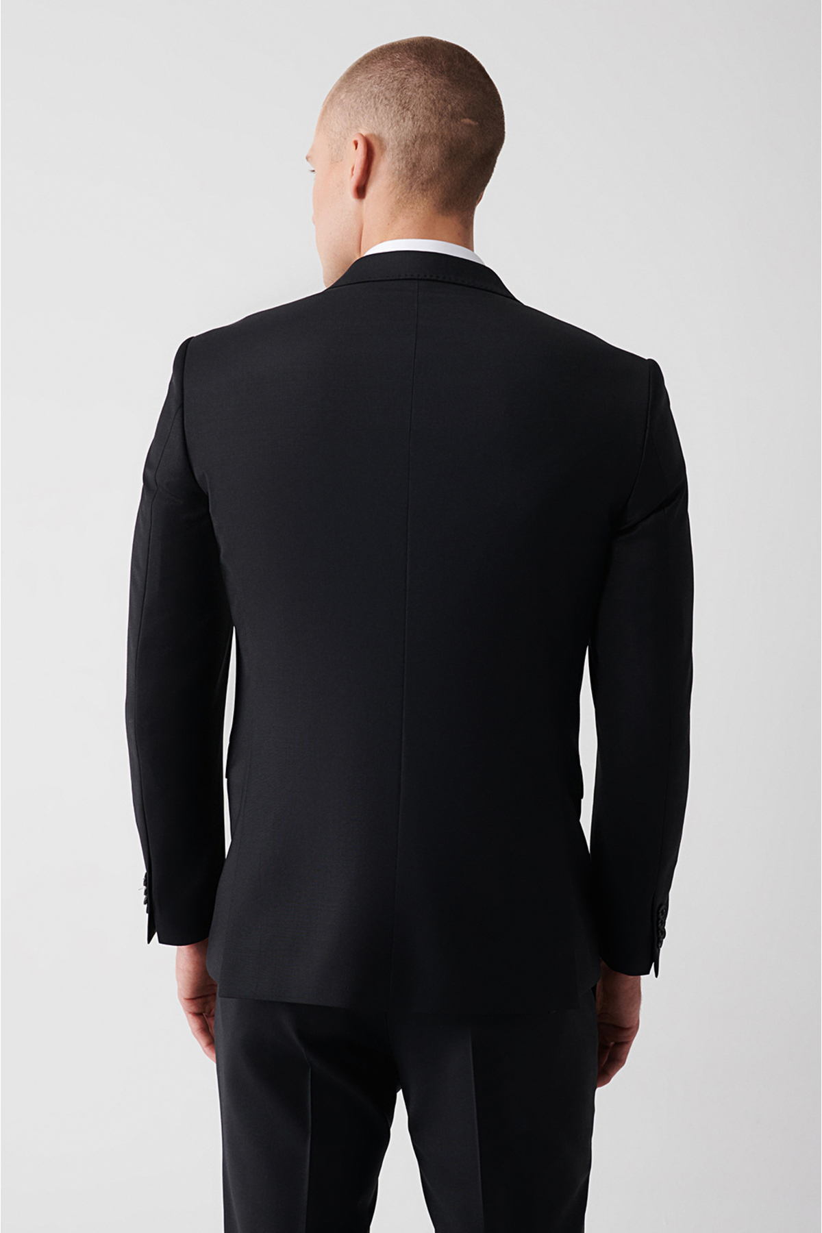 کت و شلوار مردانه مشکی با یقه کلاهدار و دو چاک از ترکیب پشم مدل Comfort Slim Fit B007701
