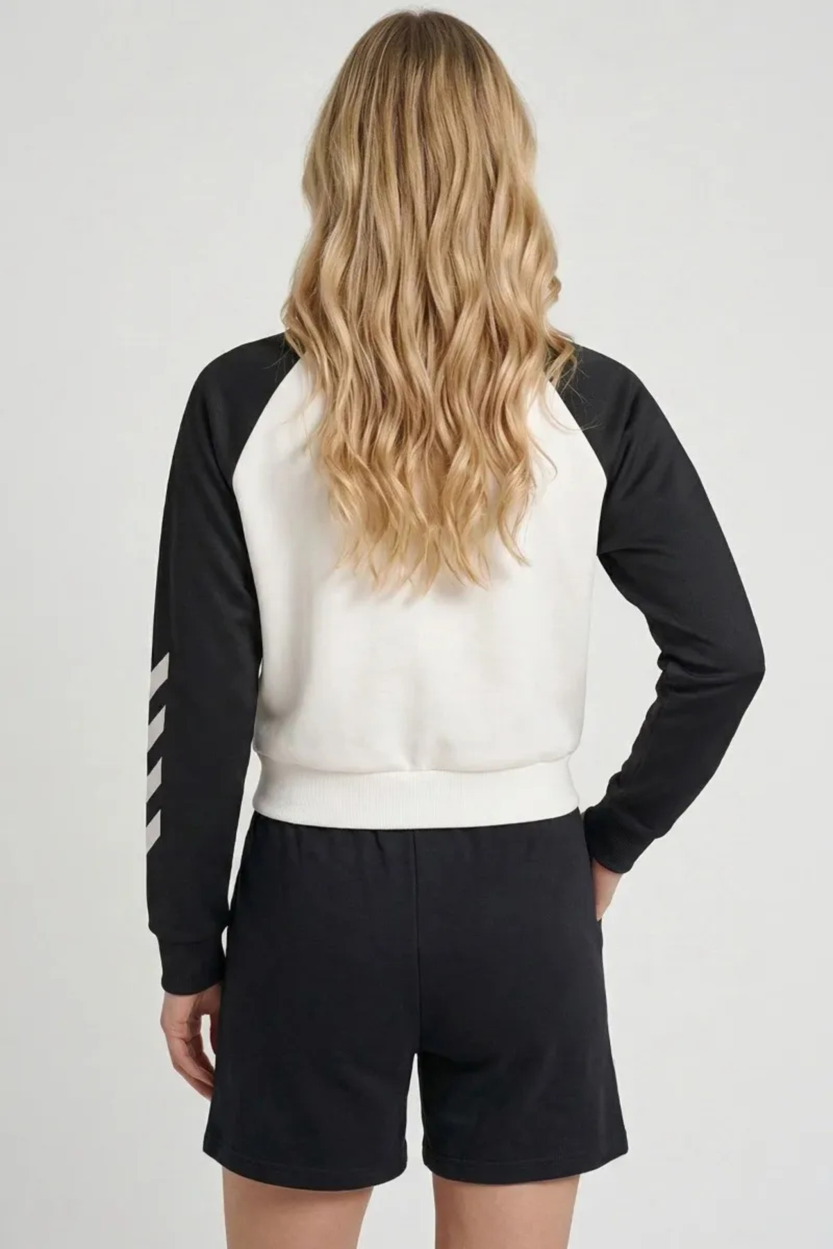 hummel Hmlgenes Zıp Jacket Kadın Ceket 980350-2001 görsel 2