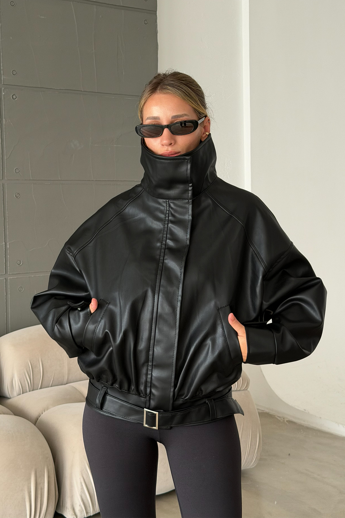 NET OF NOT ZR Model Siyah Dik Yaka Oversize Kemerli Mont Deri Ceket