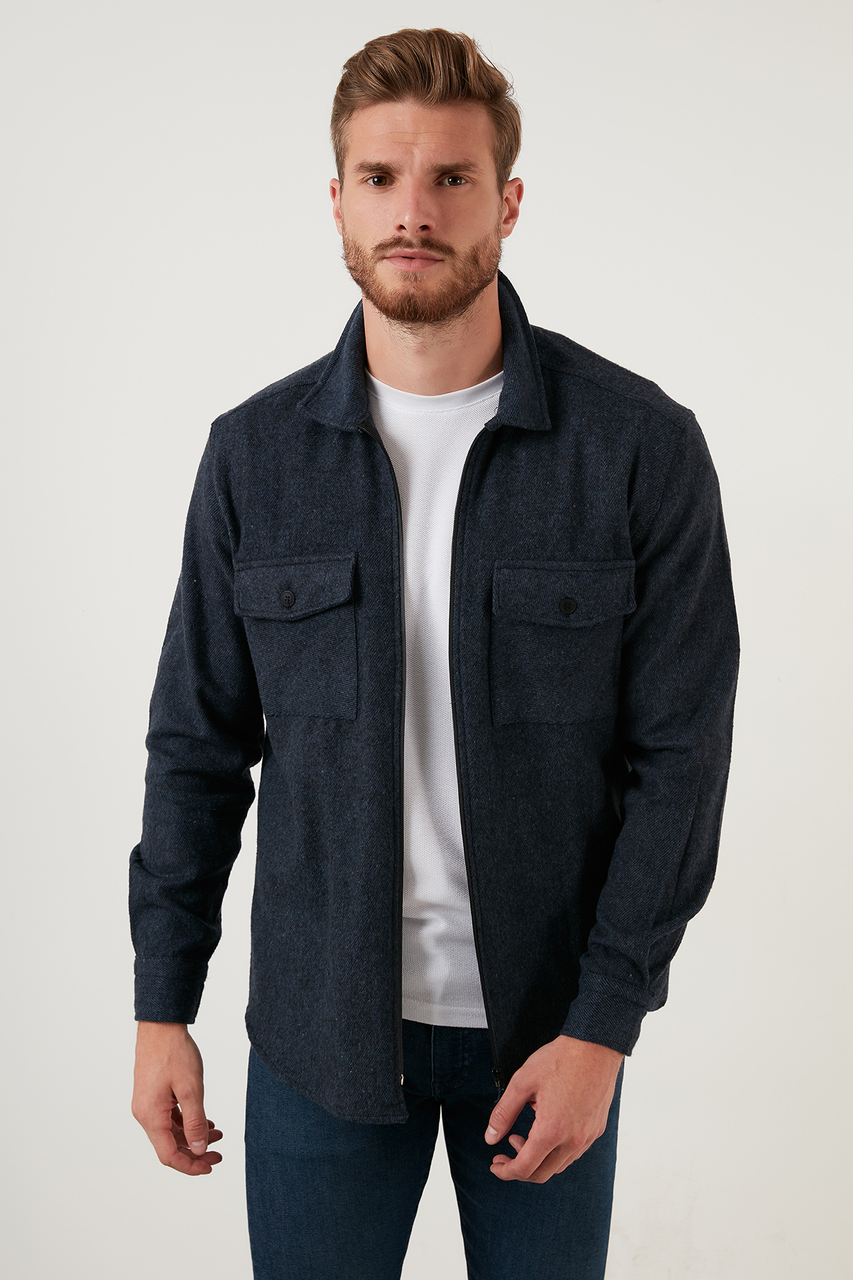 Buratti Erkek Lacivert Çift Cepli Fermuarlı Slim Fit Kışlık Gömlek Cf21w112925 görsel 8