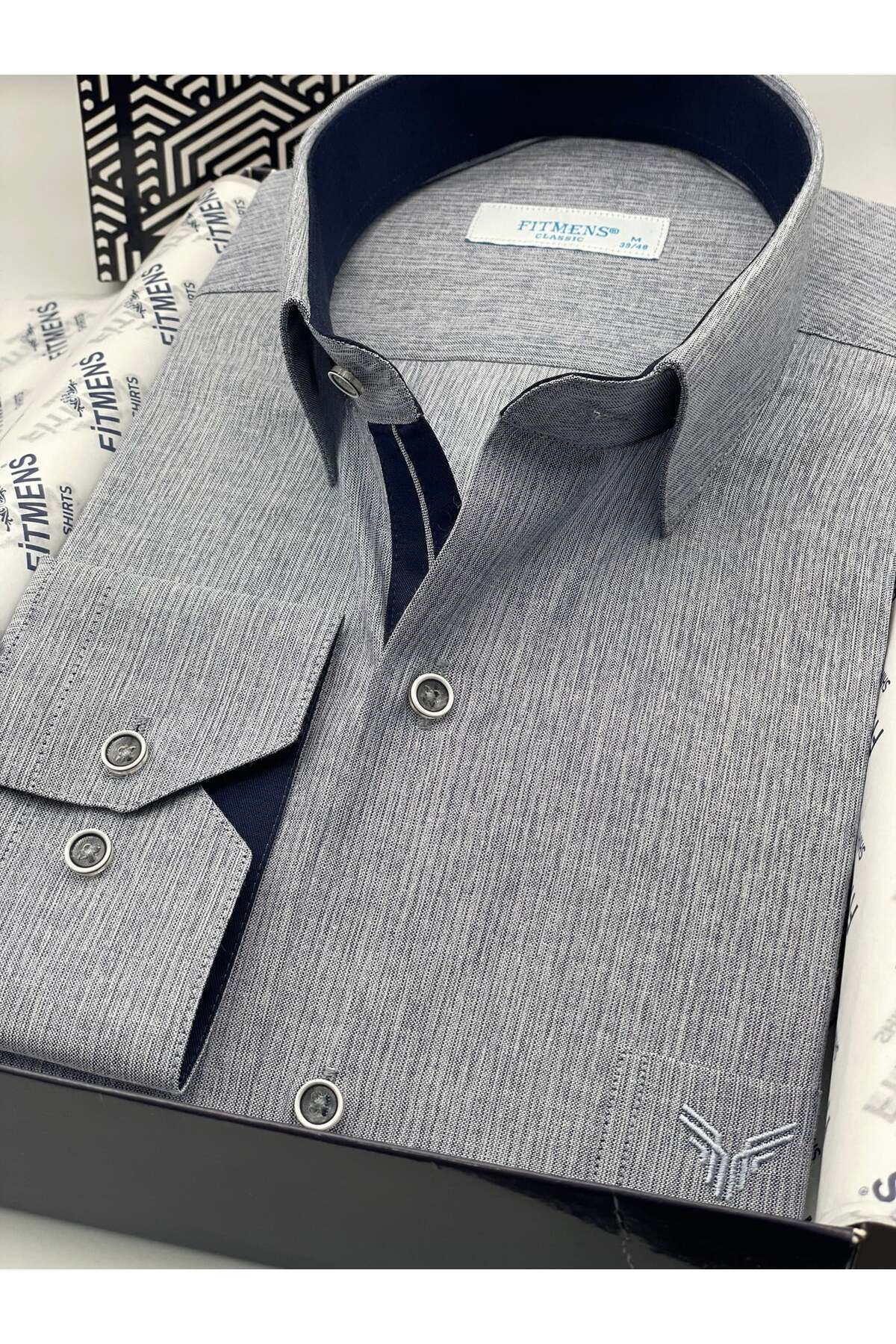 Klasik Uzun Kol Keten Cotton Hediye Kutulu Erkek Gömlek FS-001261 - Lacivert — سرمه‌ای — تصویر 4 از 5
