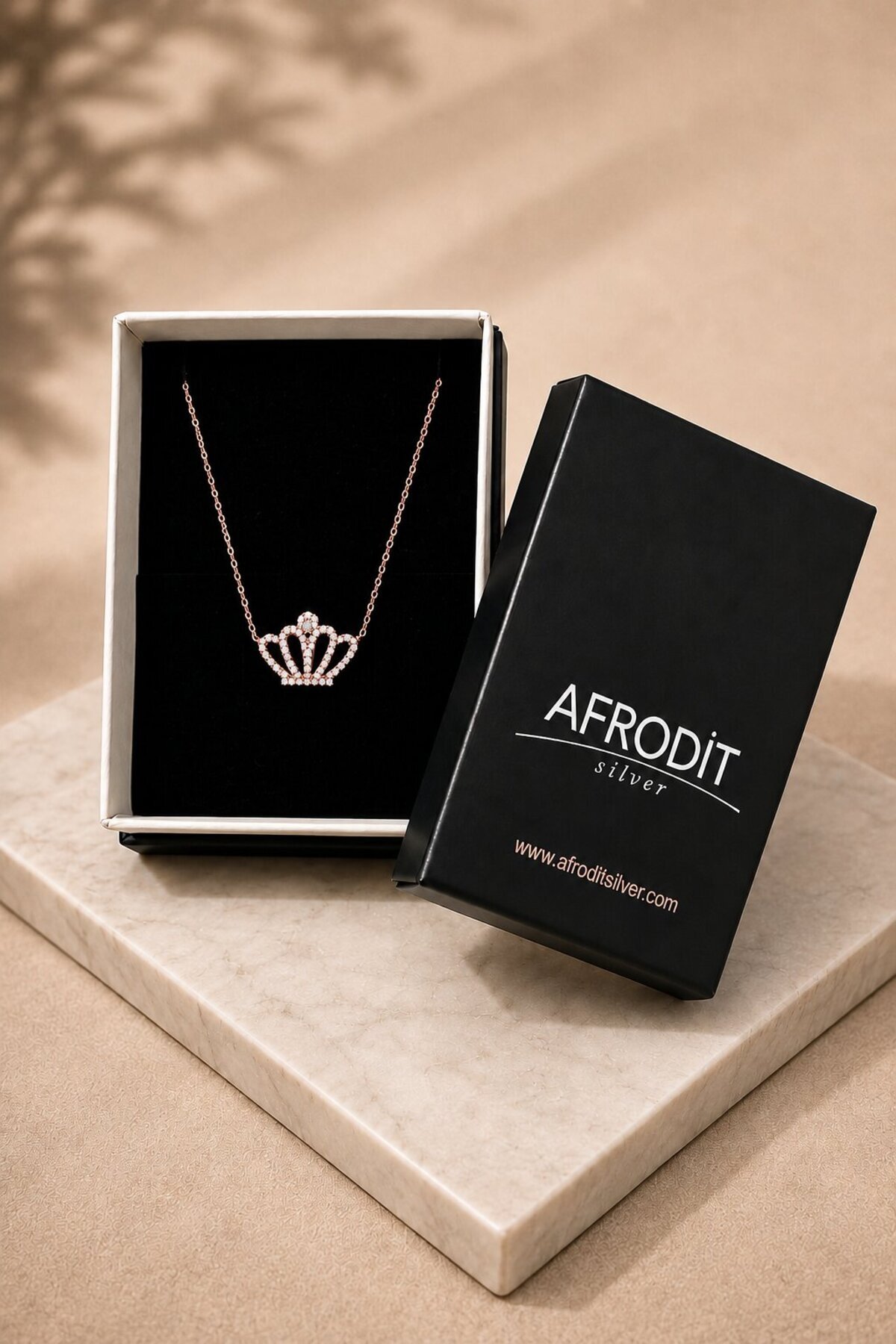 Afrodit Silver Kraliçe Tacı Tasarım 925 Ayar Gümüş Rose Kaplama Kadın Kolye görsel 5